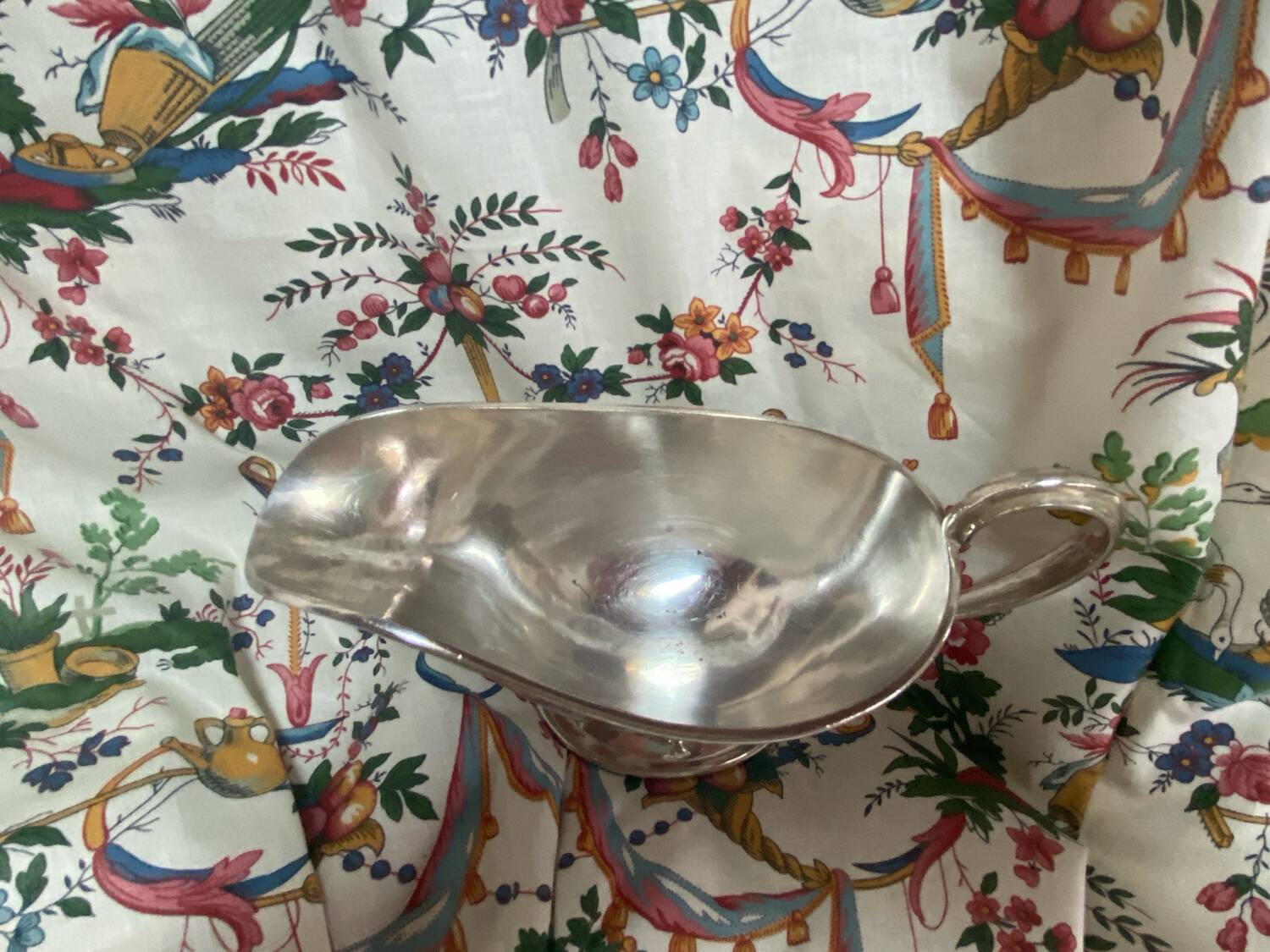 Antique silver-plated gravy boat stamped Birks