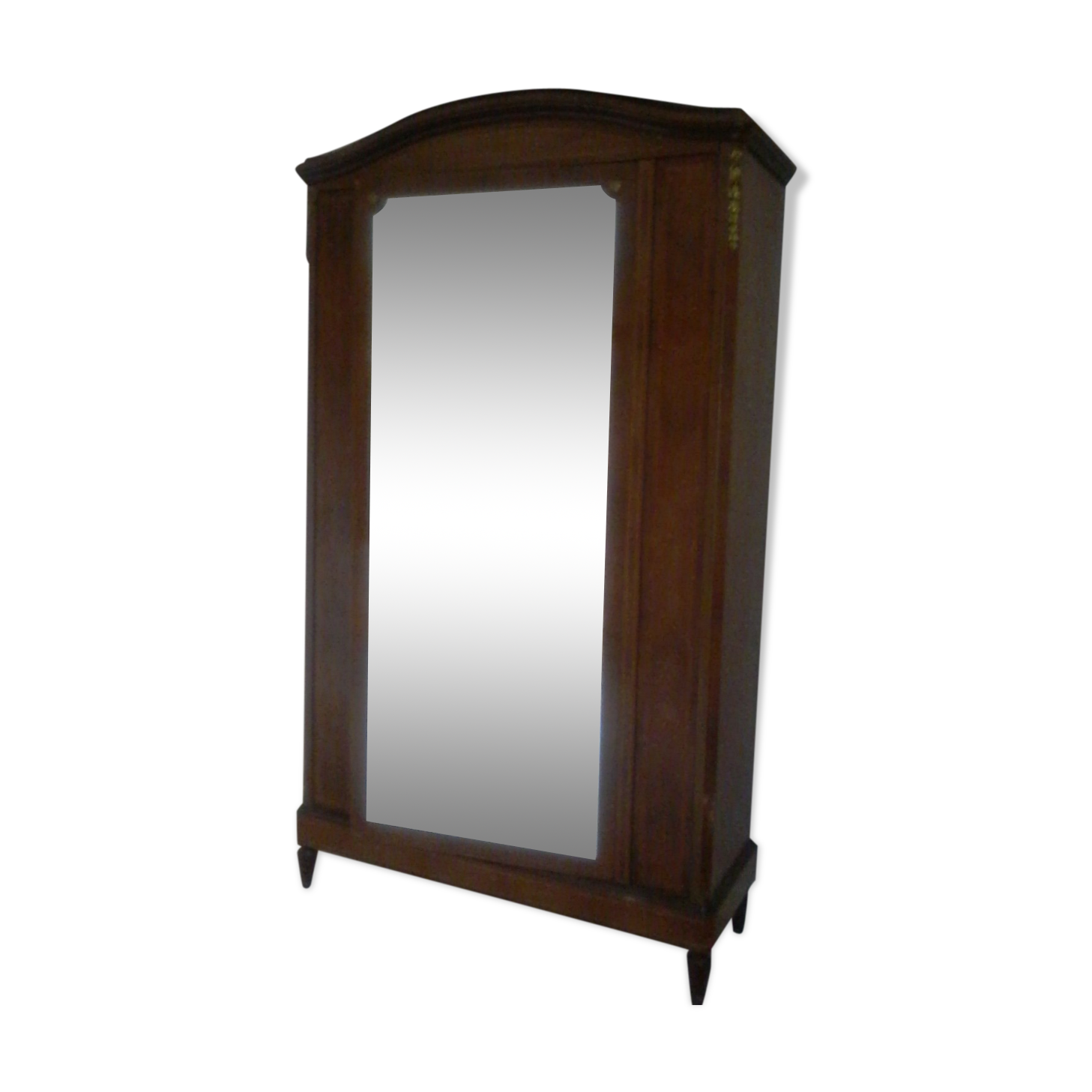 Wardrobe with one door