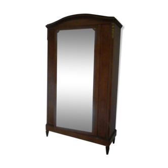 Wardrobe with one door