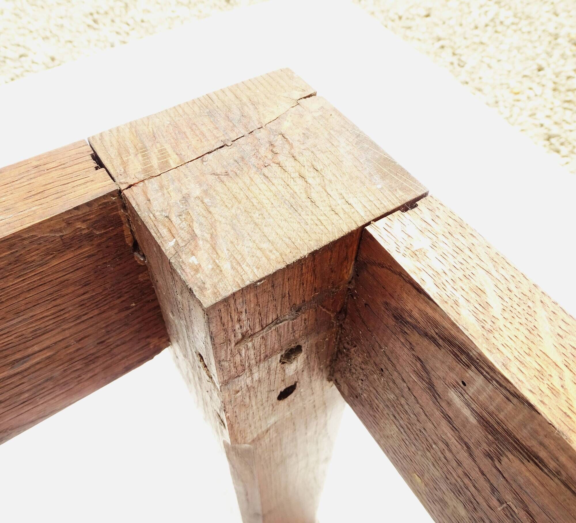 Grande table de ferme ancien en bois massif. 228 x 107.