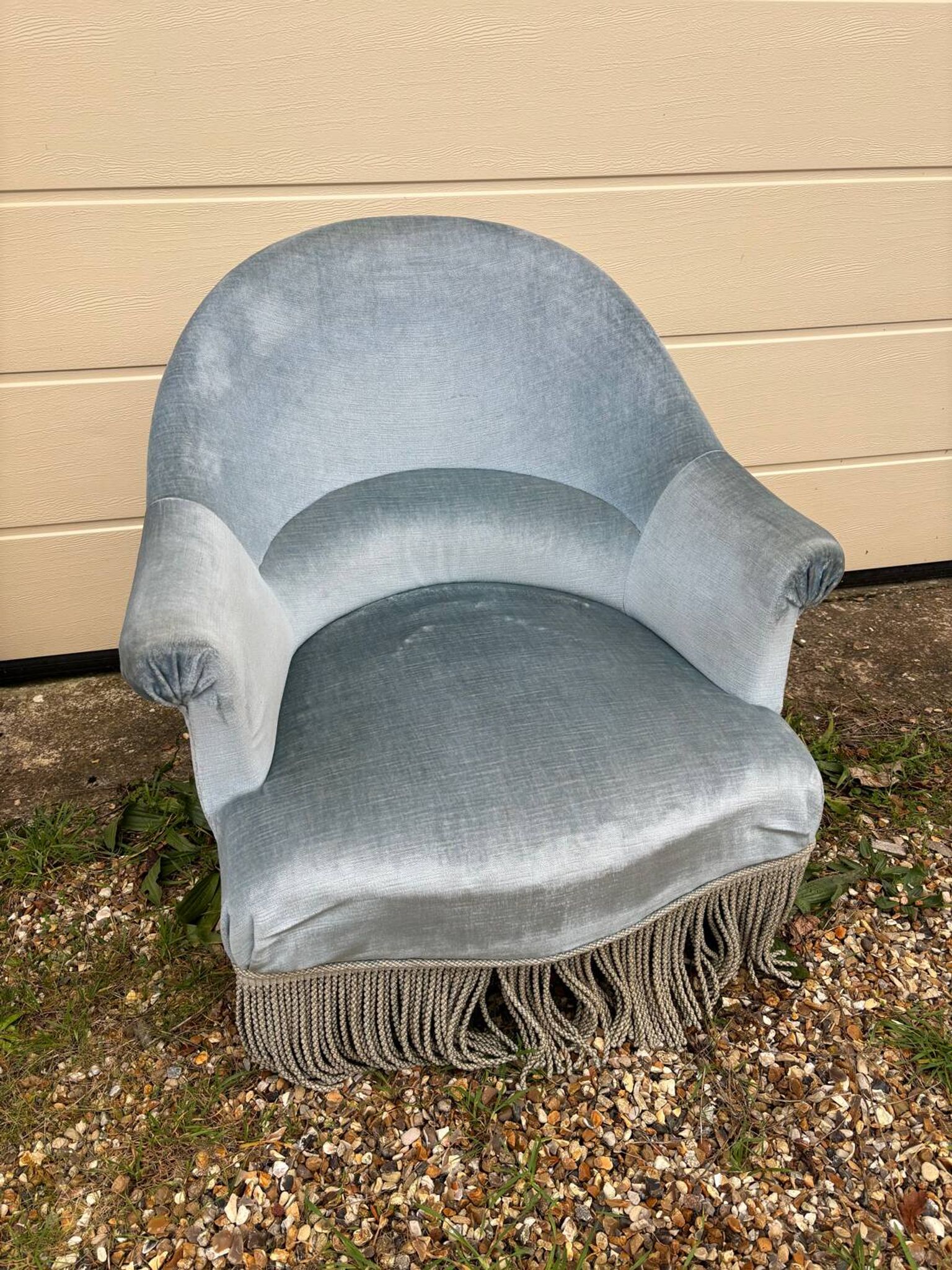 Fauteuil crapaud en velours gris bleu