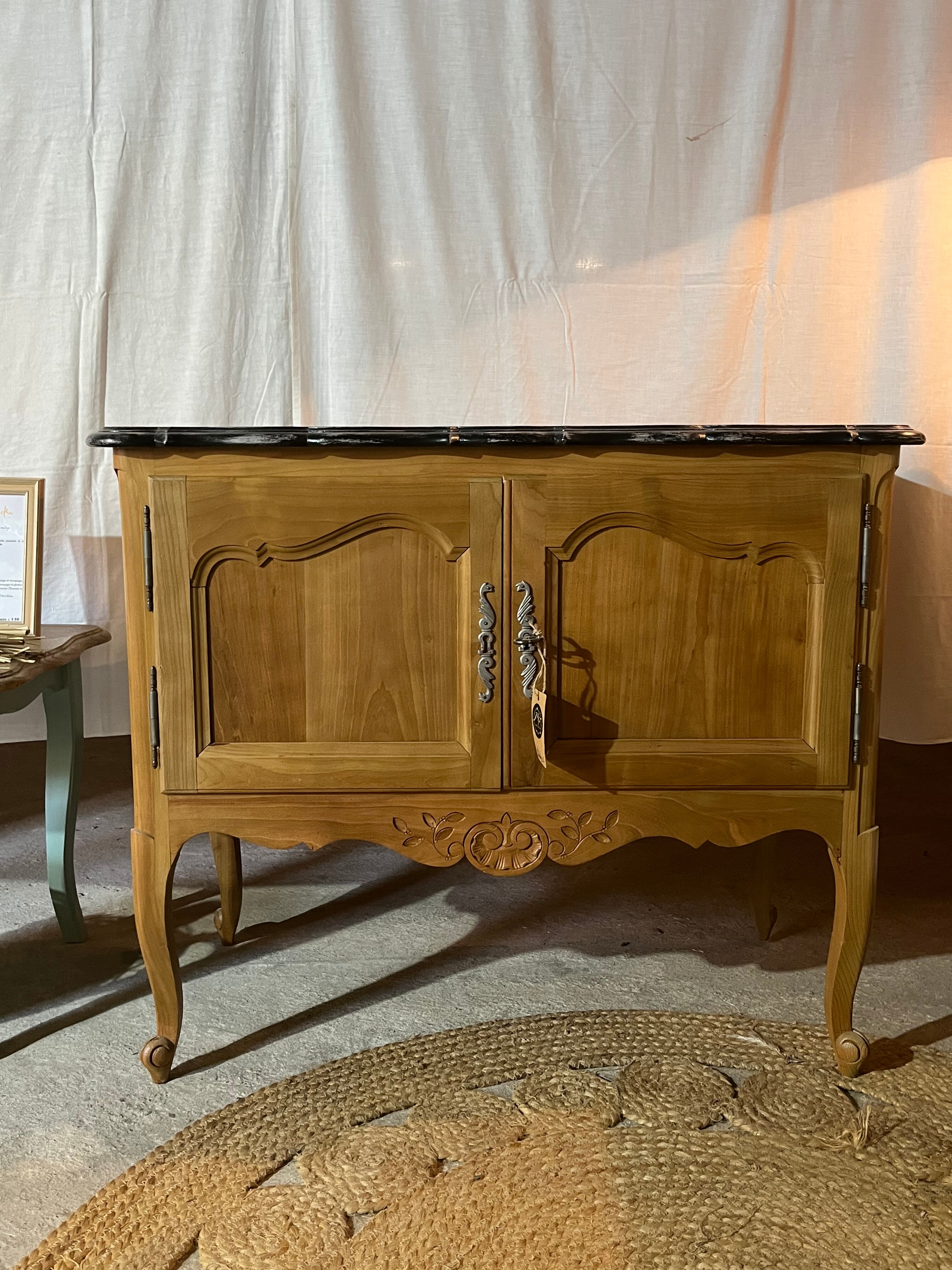 Buffet 2 doors in solid cherry louis XV style