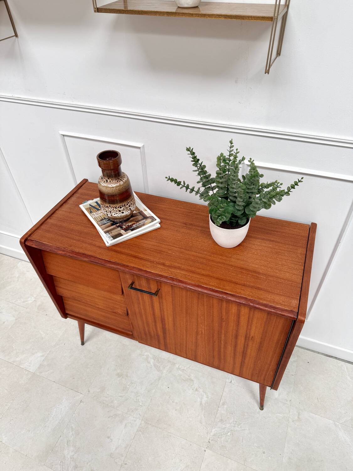 Buffet vintage pieds compas