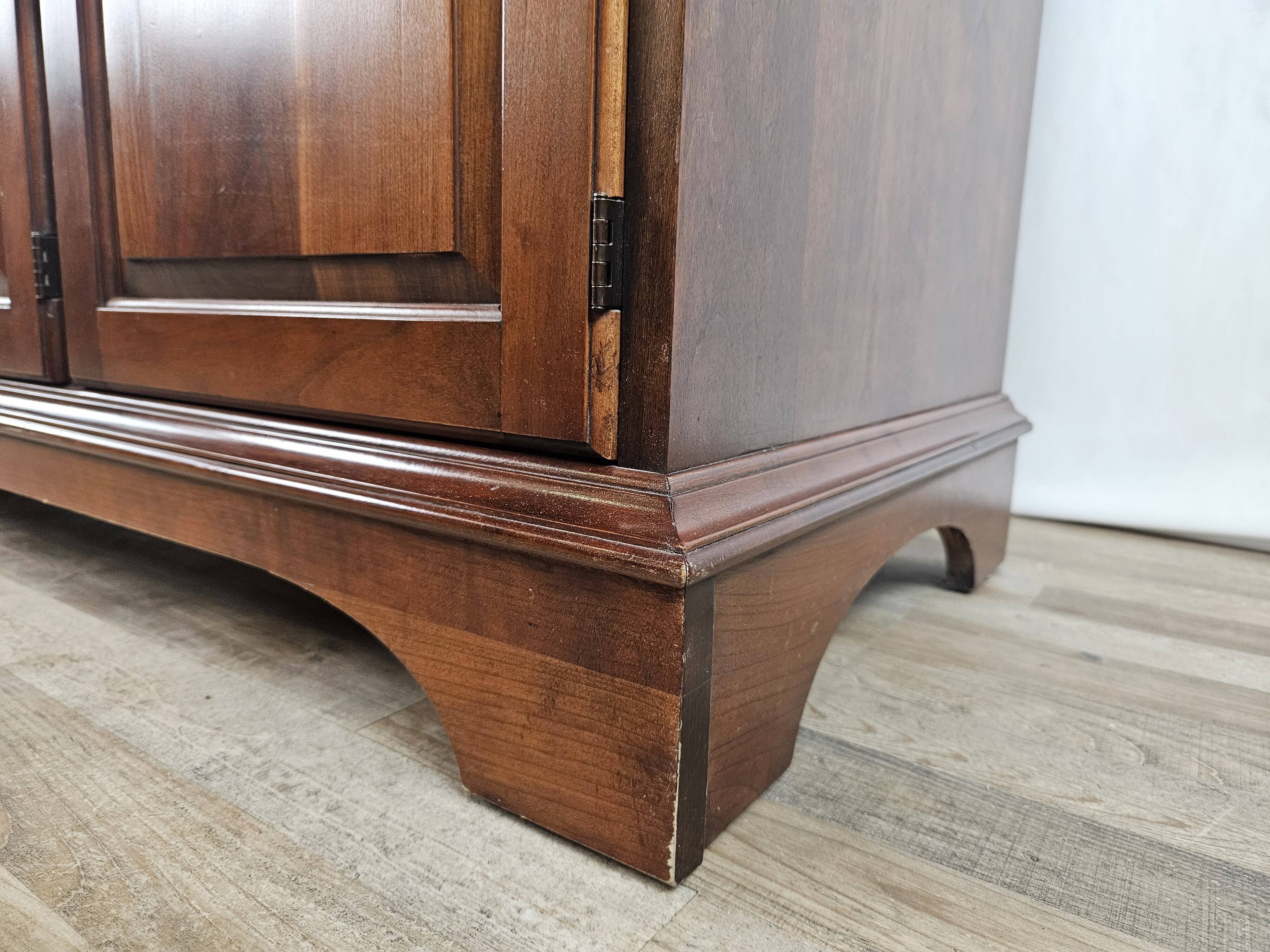 Buffet de Fantoni en massif merisier