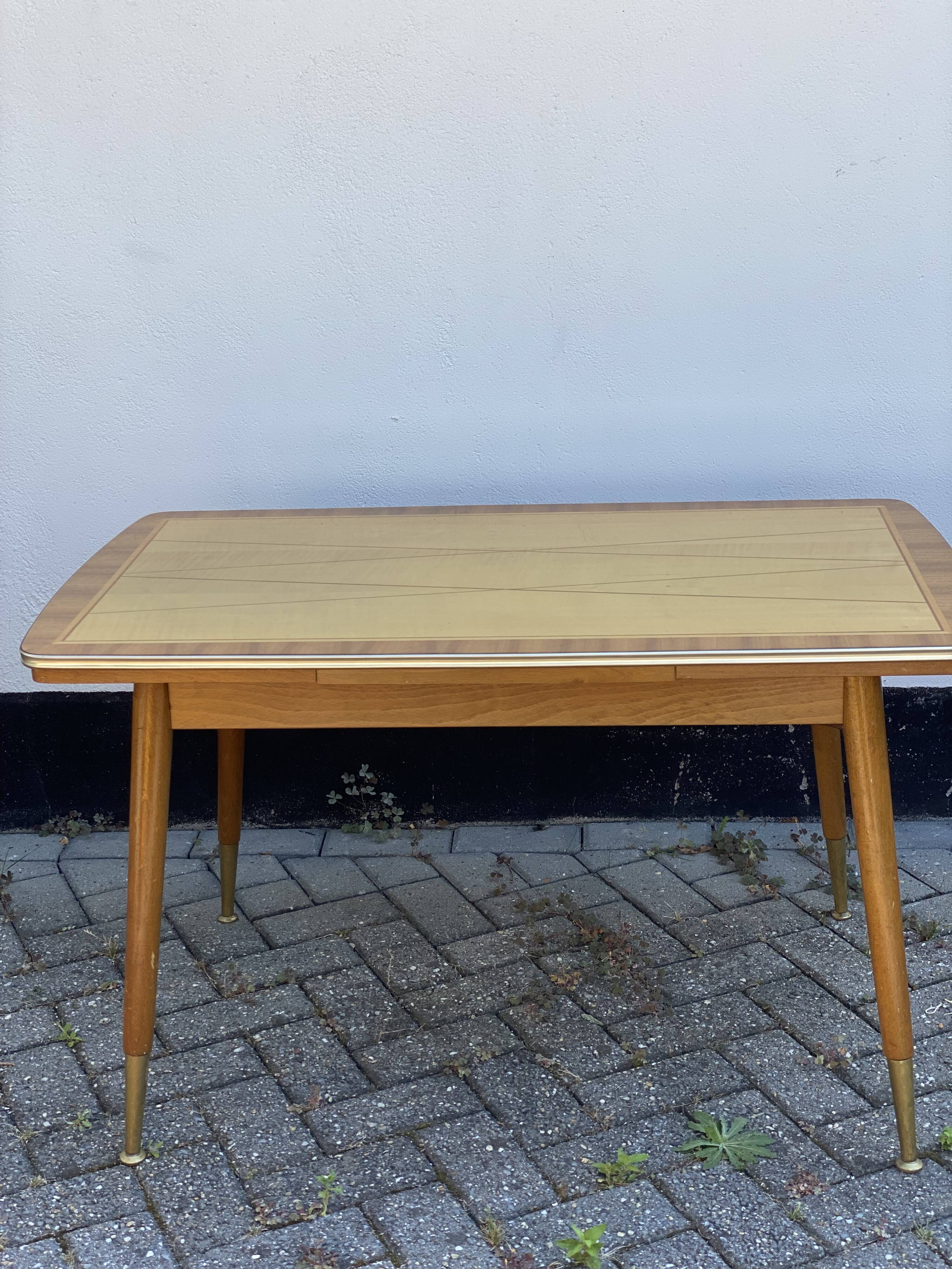 Vintage k&g adjustable salon and dining table