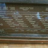 Poste de radio vintage années 1950