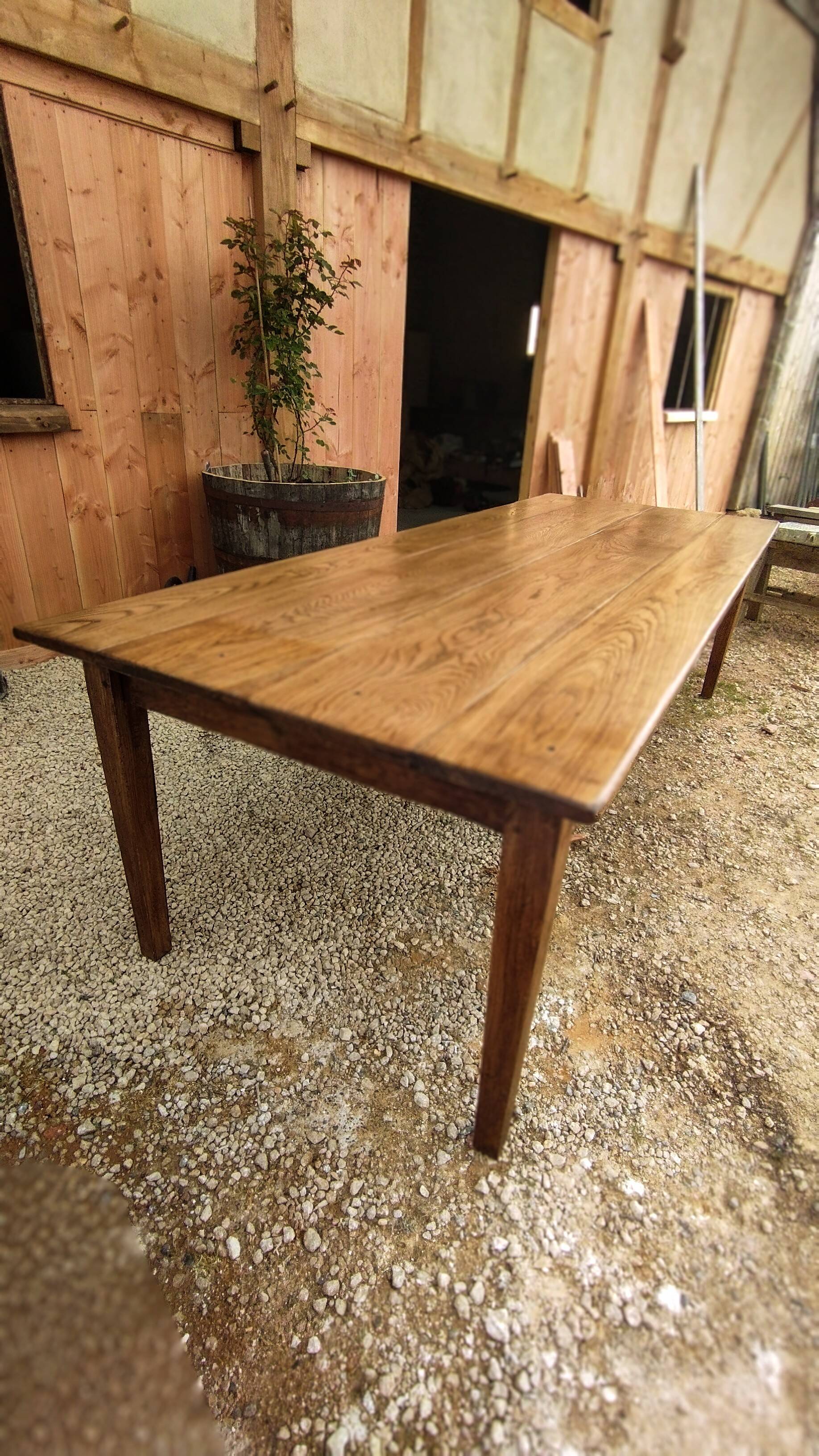 Large solid oak farmhouse table with two drawers 260 cm x 100 cm