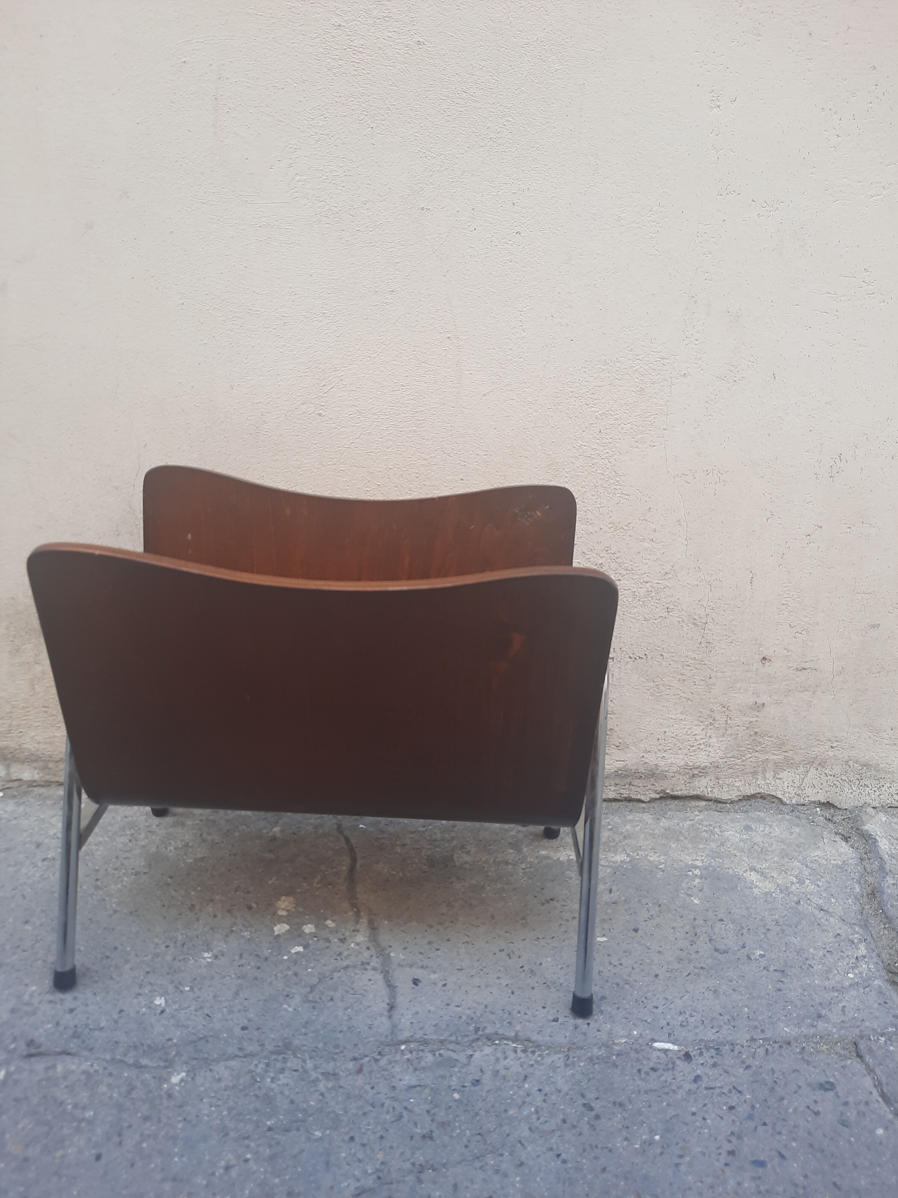 Scandinavian magazine rack