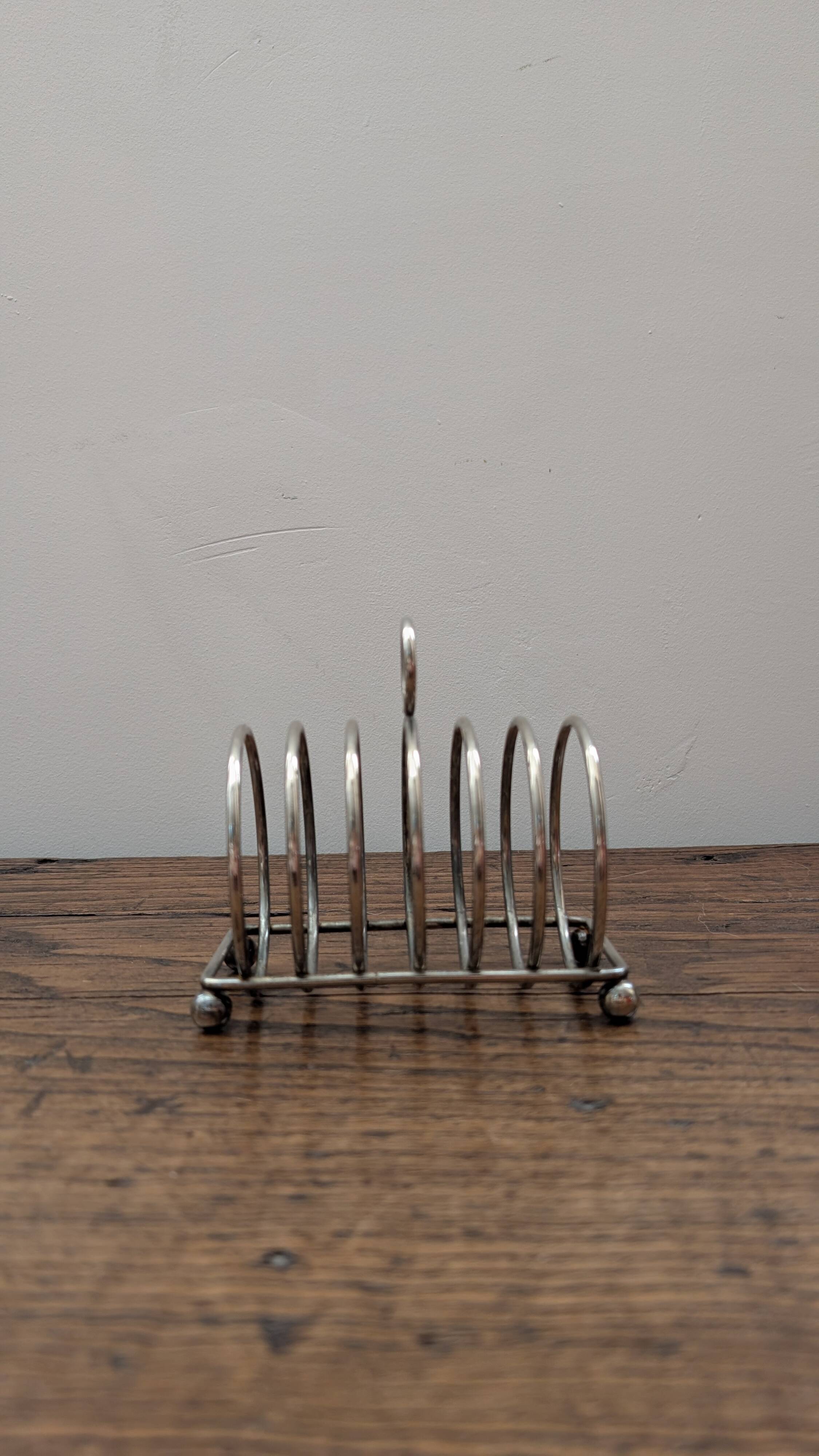Vintage chrome metal toast rack with spirals