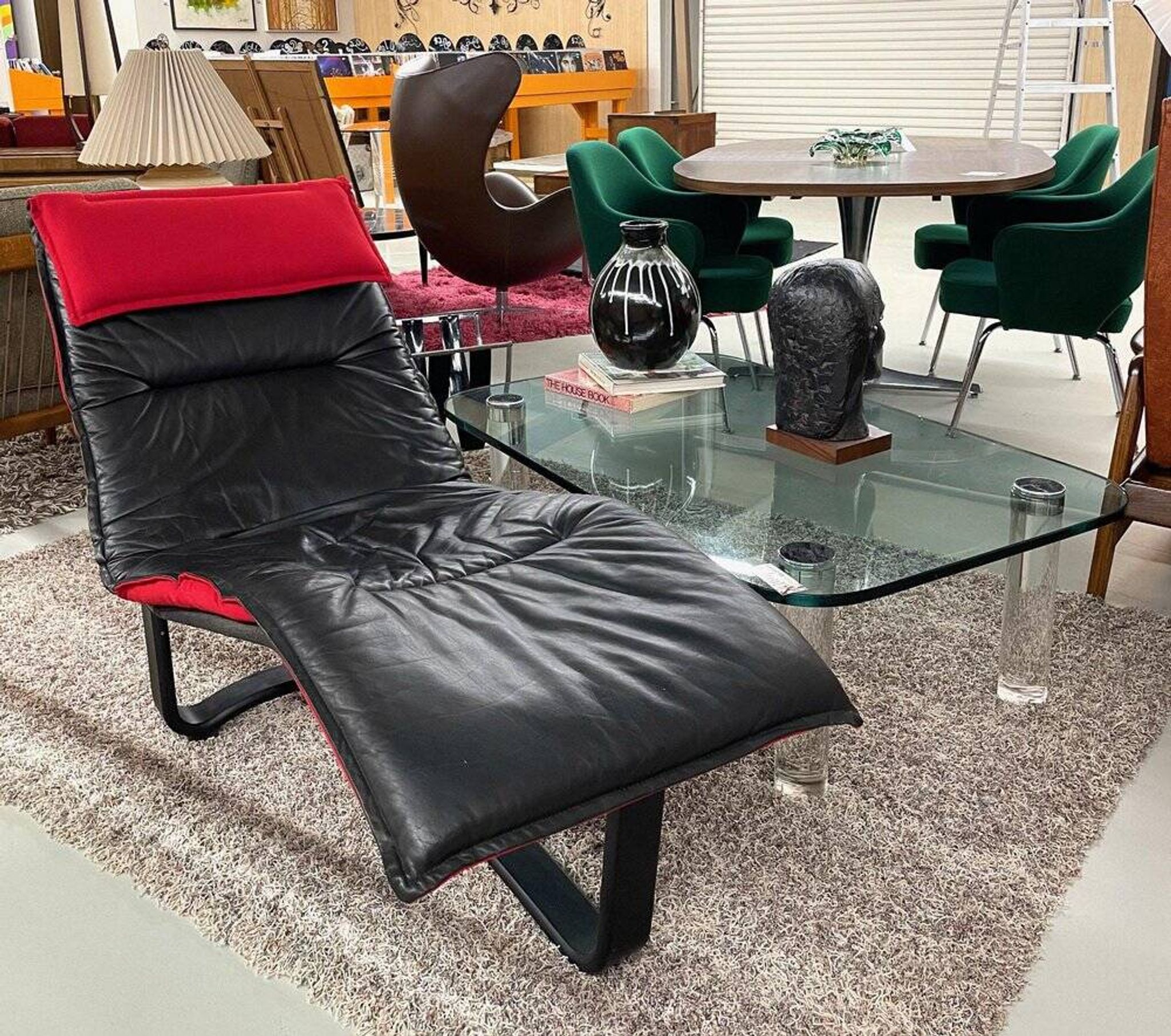 Scandinavian modern black leather and red wool reversible chaise lounge from Westnofa, Norwegian