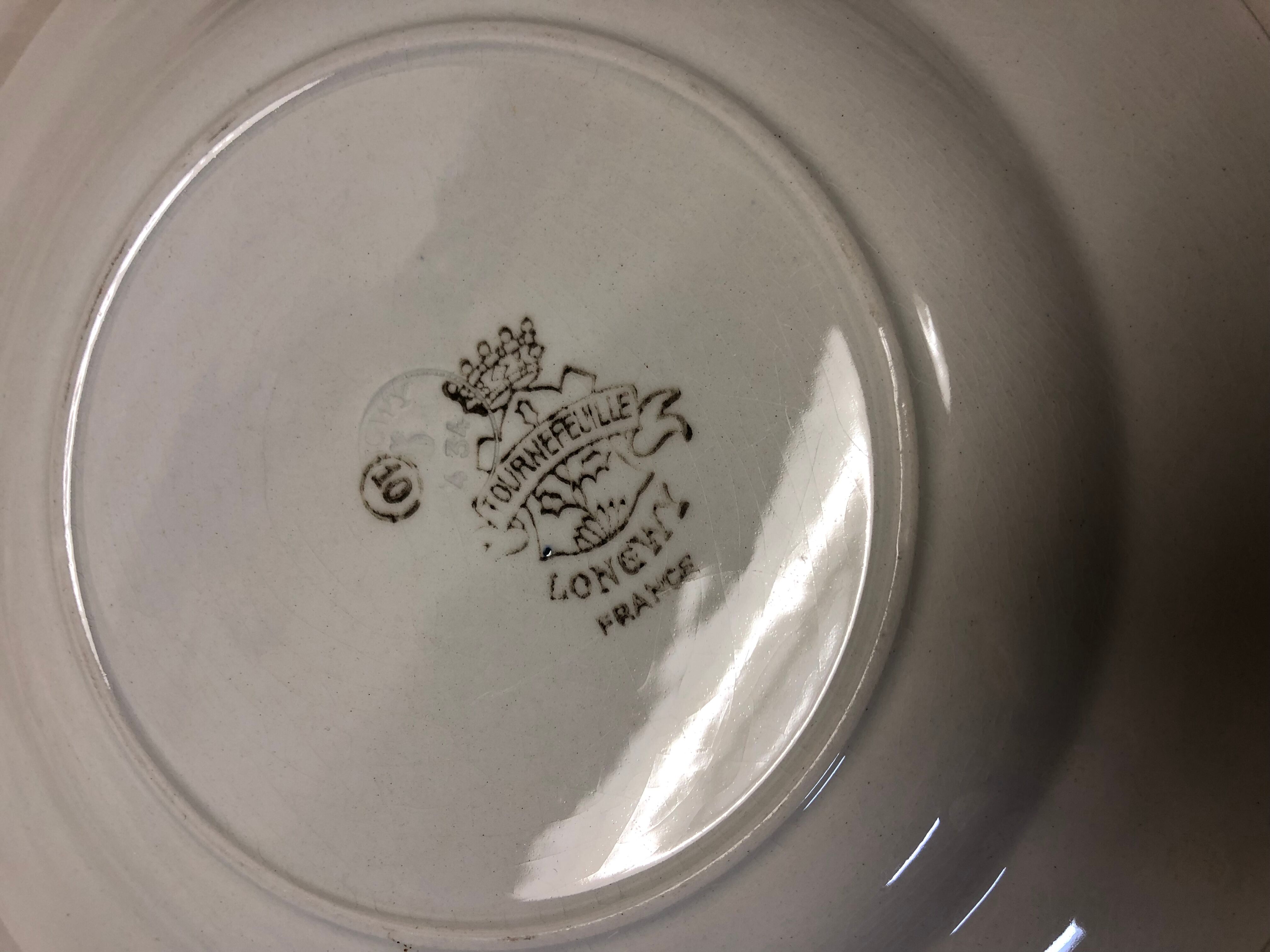 Set of 8 plates Longwy Tournefeuille