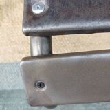 3 chaises en métal, style Tolix