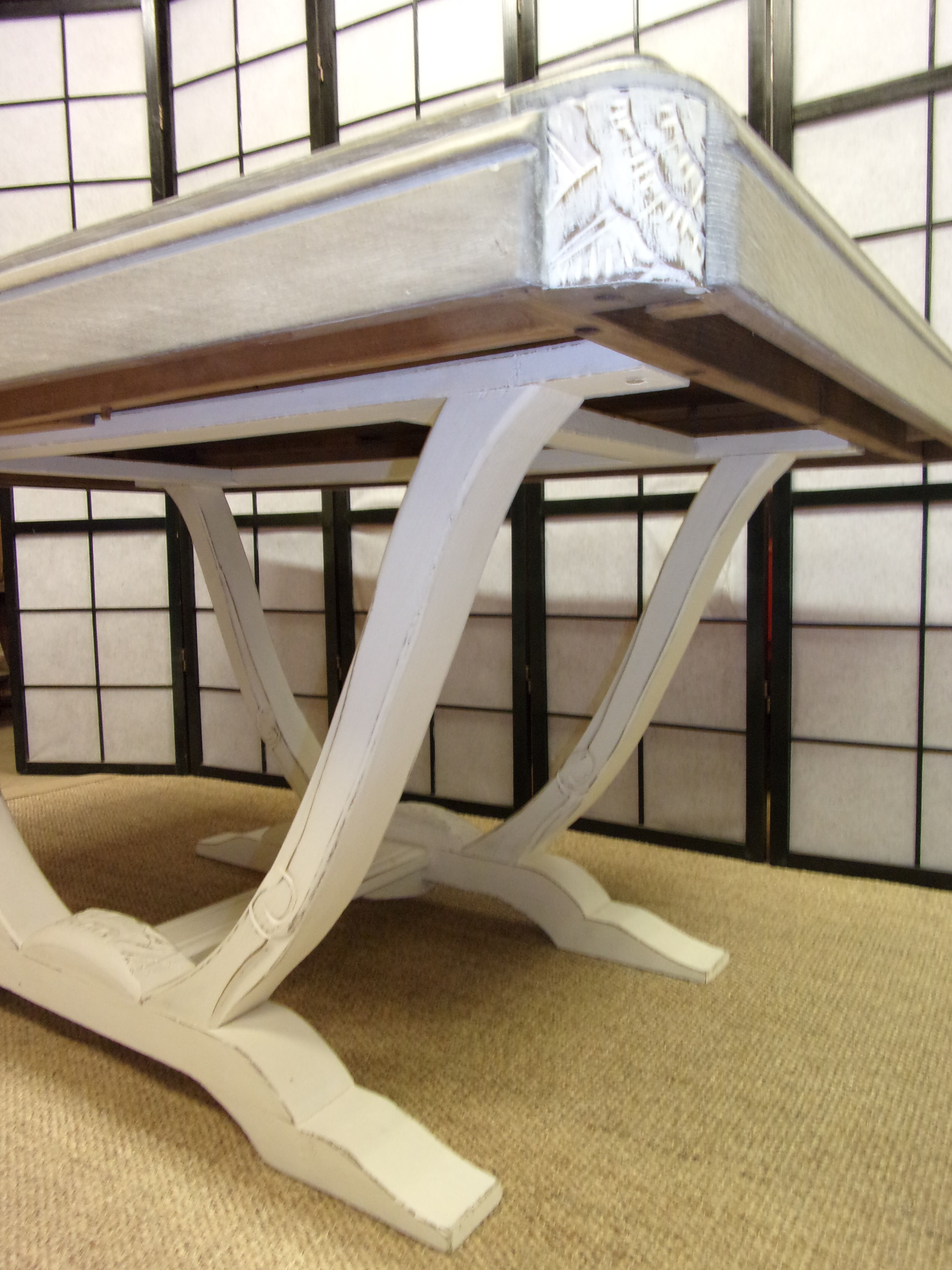 Art-deco table solid oak patina with lime