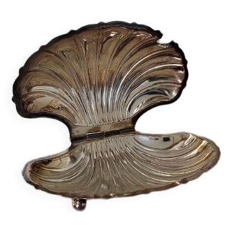 Shell shape ashtray