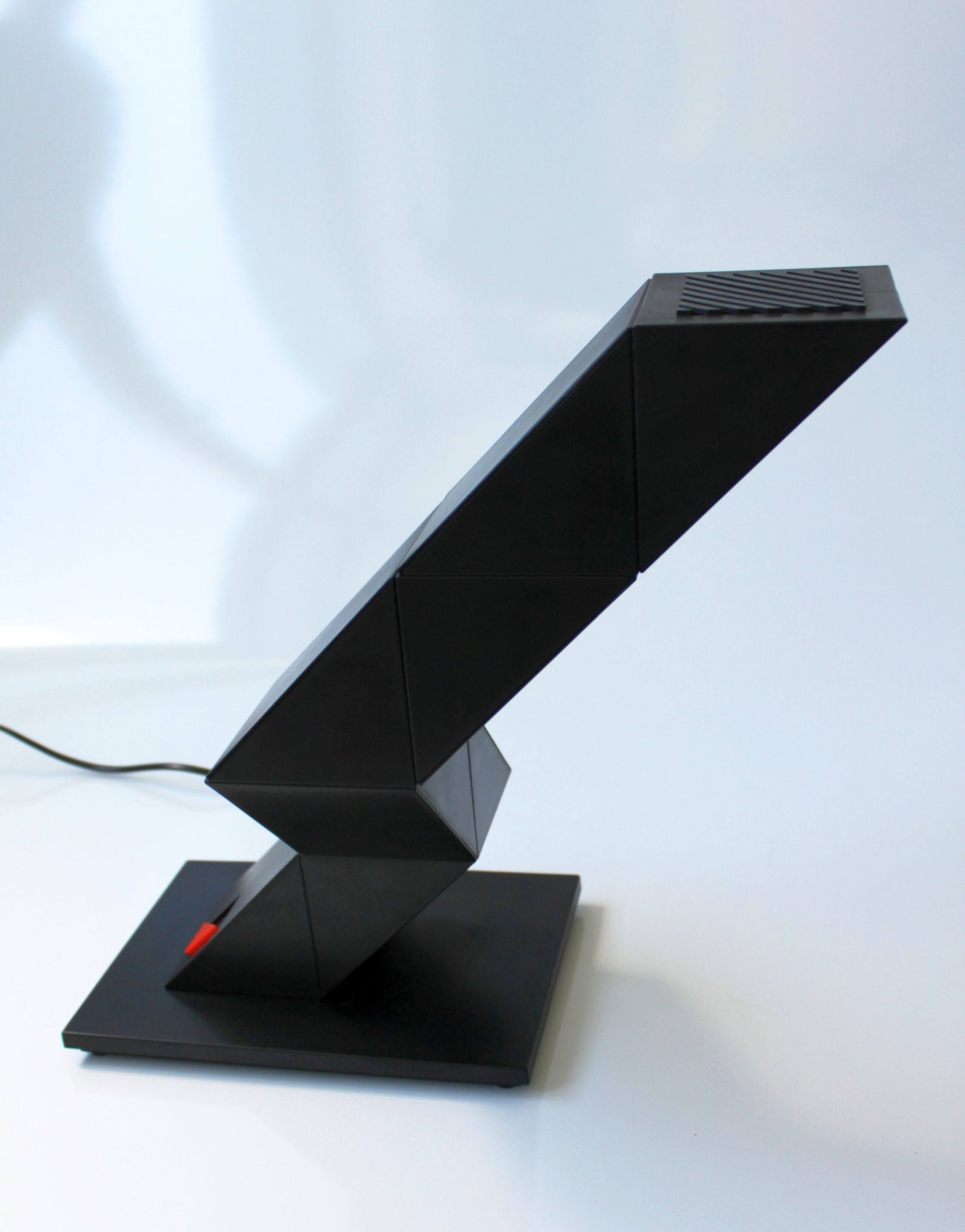 ZigZag Lamp by Shui L.D.Chan for Massive-Elite, Belgium, 1984