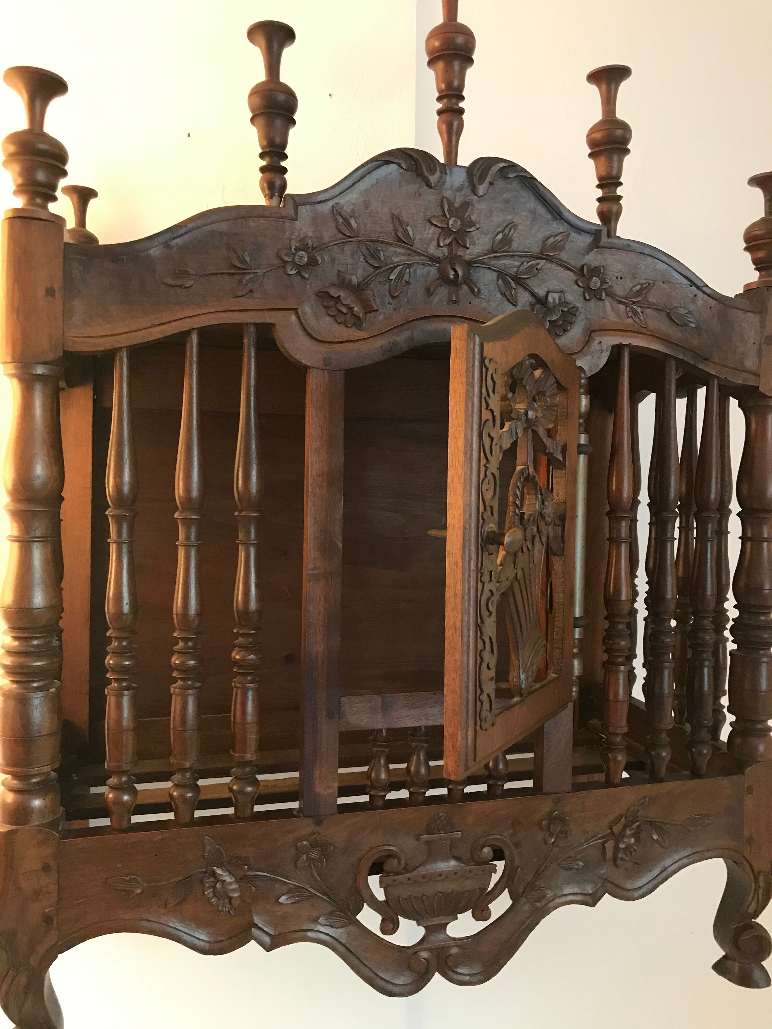 Provençal panetière