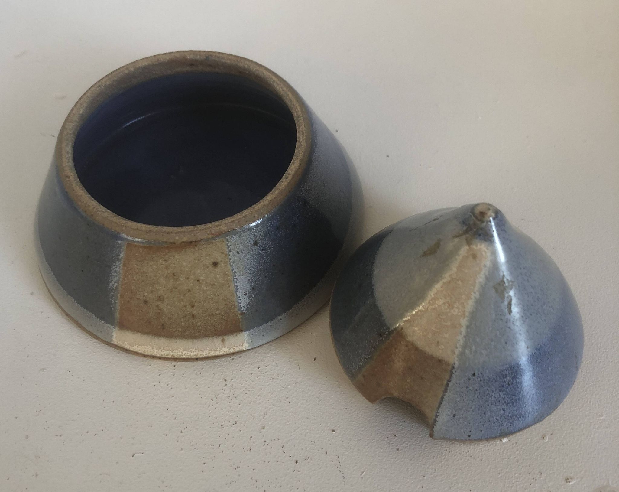 Contemporary art ceramics by Didier Marty in Lezoux