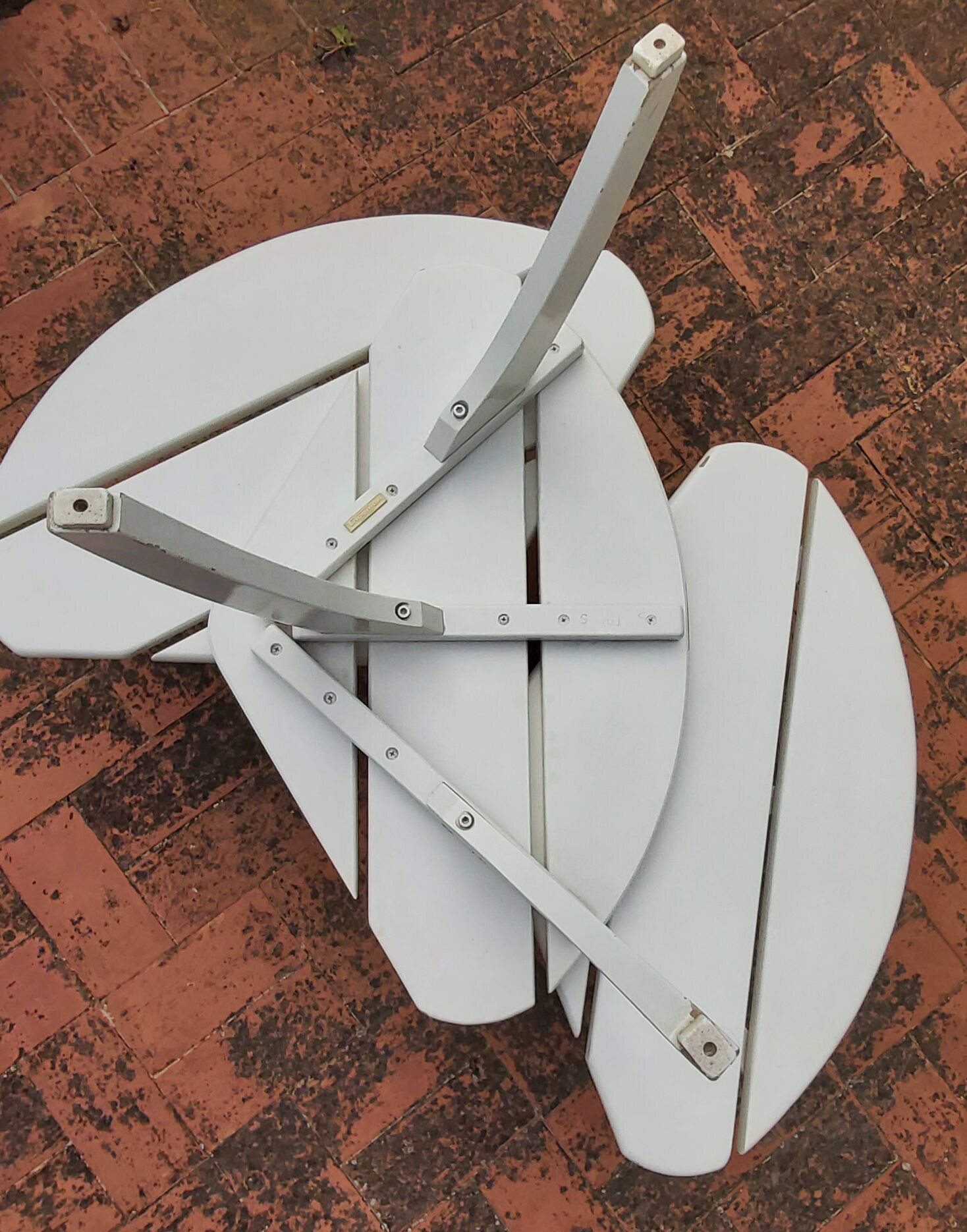 3 coffee tables triconfort 1960