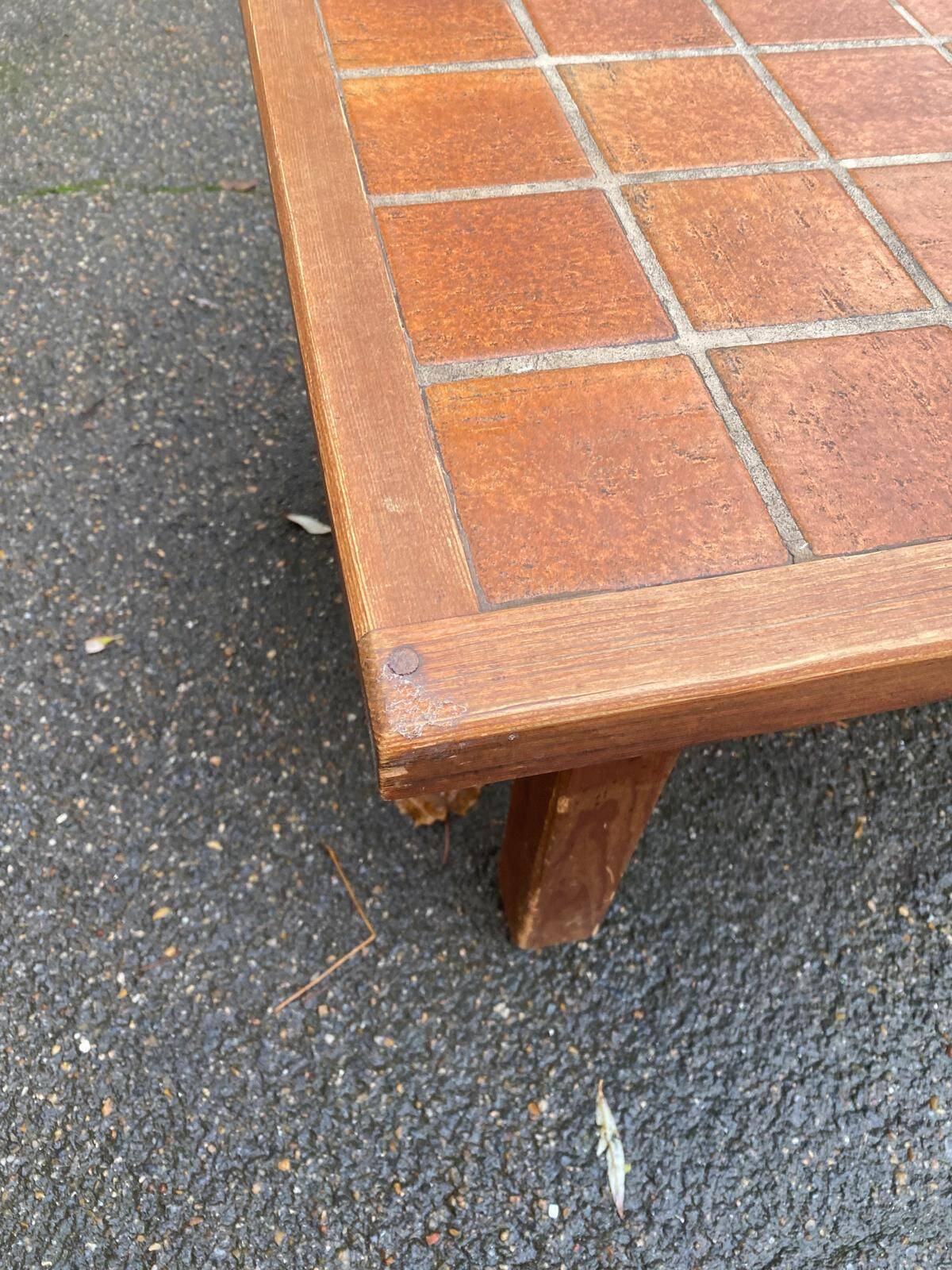 Table basse vintage en chêne et céramique