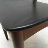 Henry Walter Klein's Scandinavian teak chair for Bramin 60s