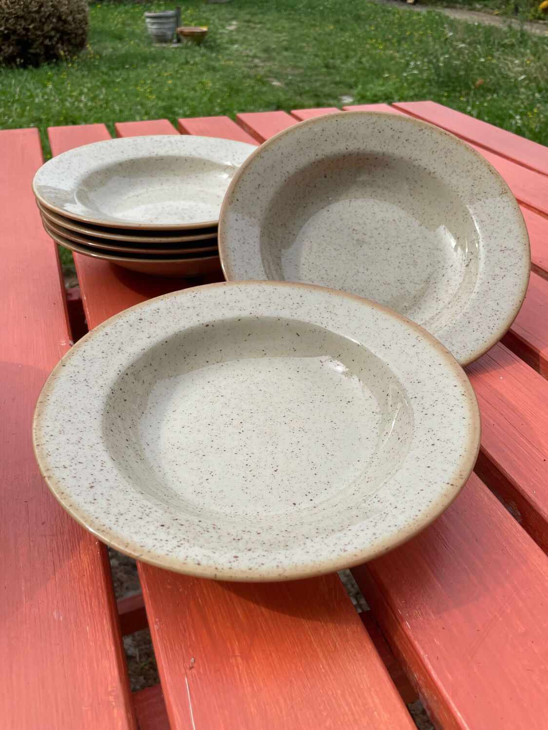 6 Hollow sandstone plates speckled Tulowice mid century XXe