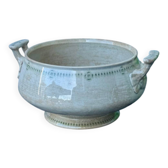 Vegetable dish (or soup tureen) Creil & Montereau, Dublin