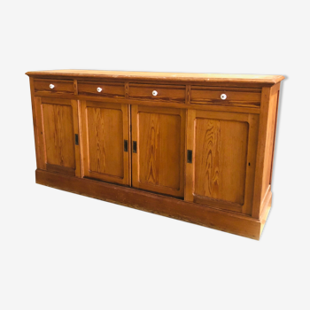 Pine buffet, with plenty of drawers and slippery doors, and porcelain handles