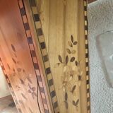Marquetry table/pedestal table