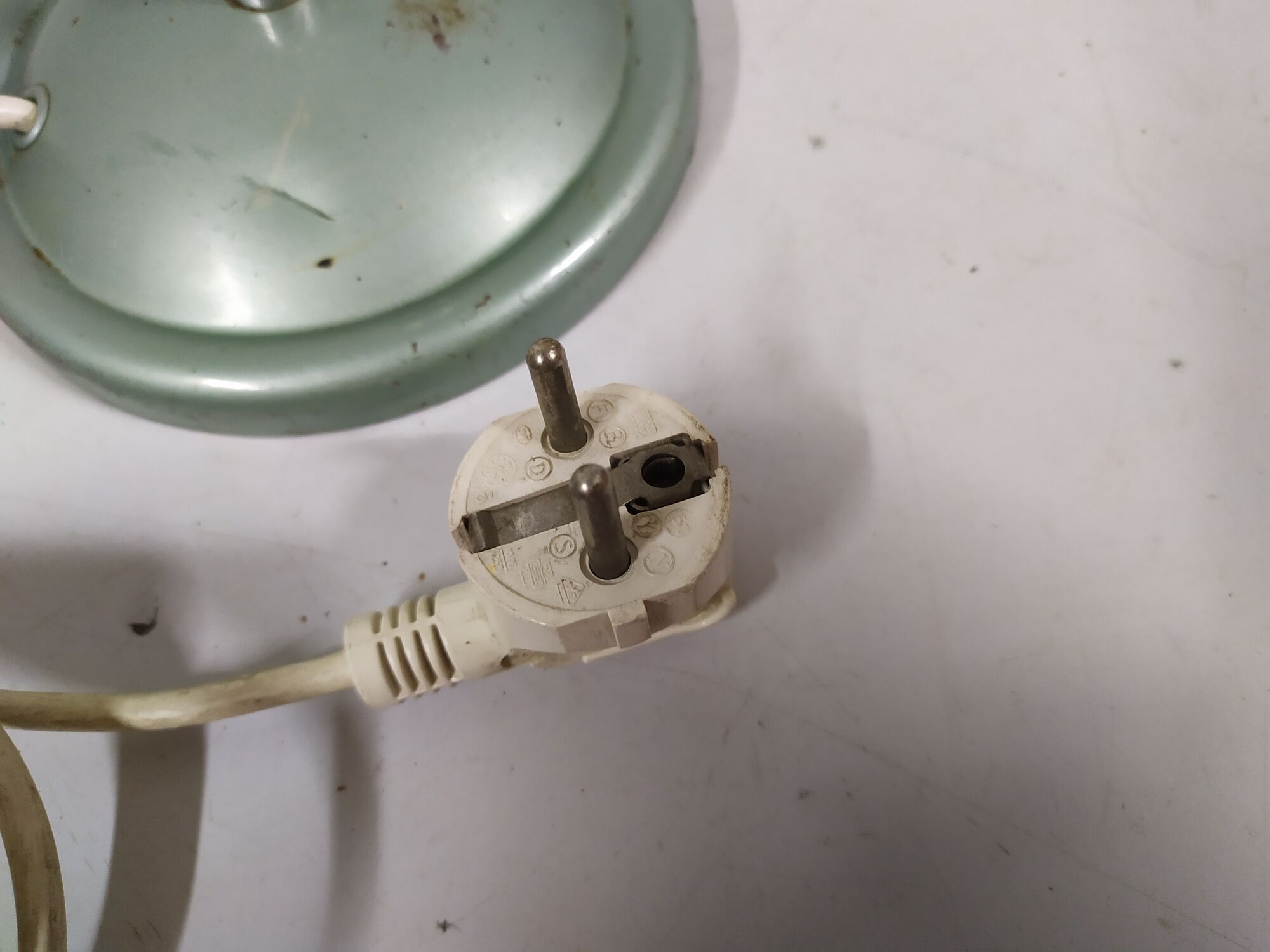 Former green aluminum metal lay desk lamp - year 60 - 70 - works