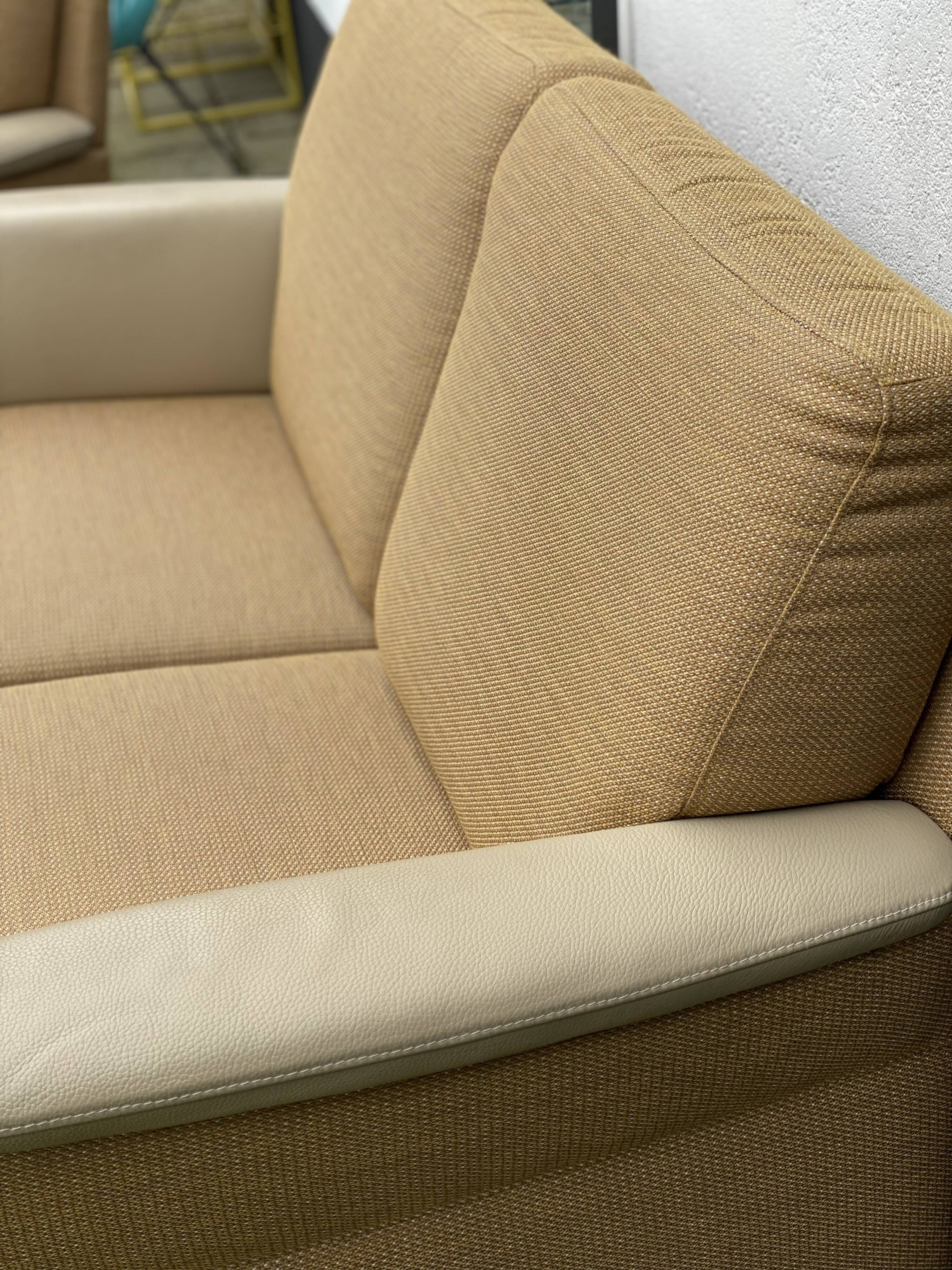 Vintage overveen 2 seater and lounge chair