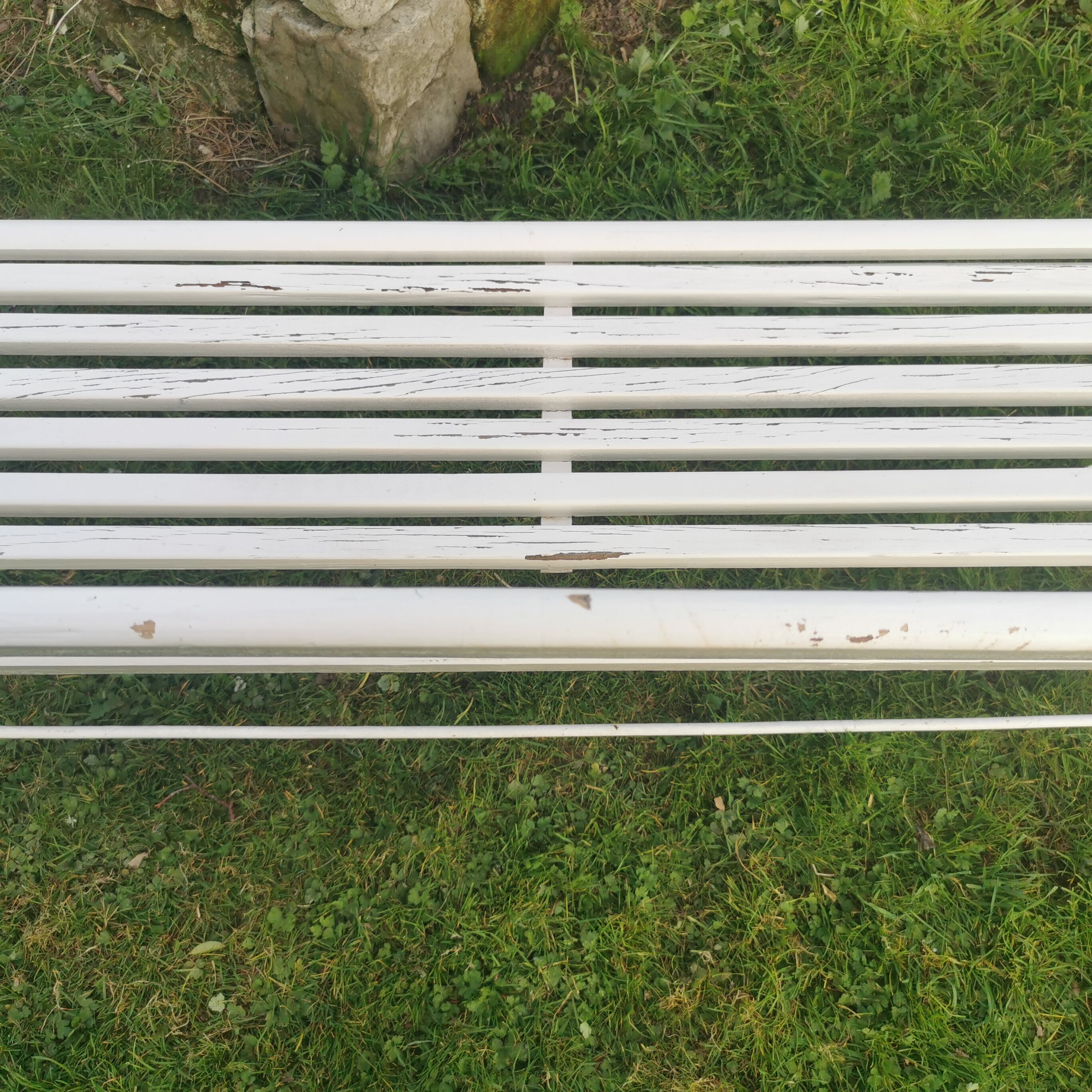 Folding garden bench