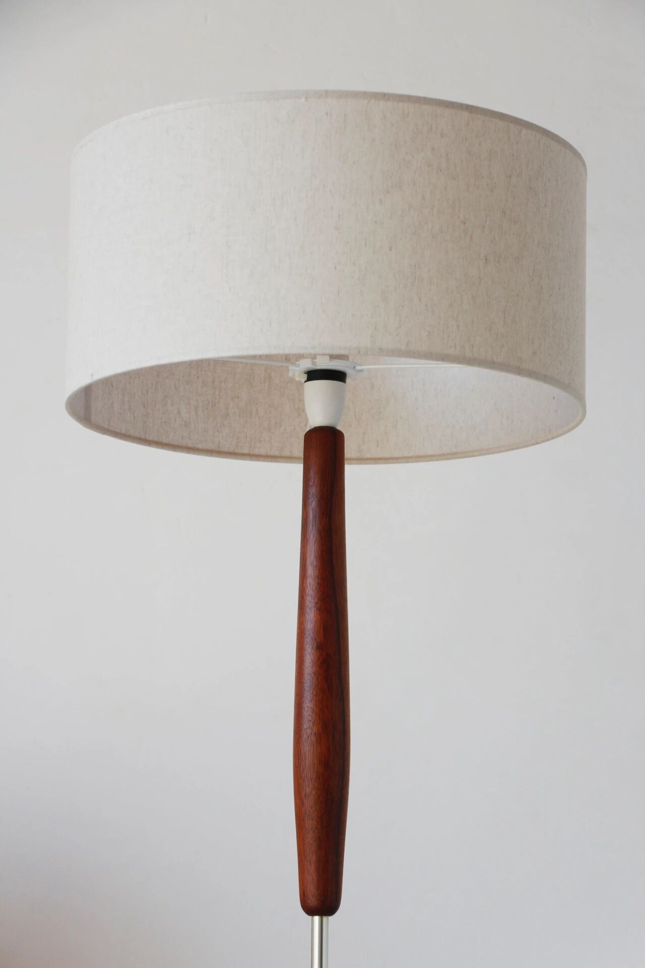 Vintage Scandinavian lamp in teak/chromed metal/cotton