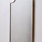 Miroir mural en forme de bouclier avec cadre en laiton, Italie