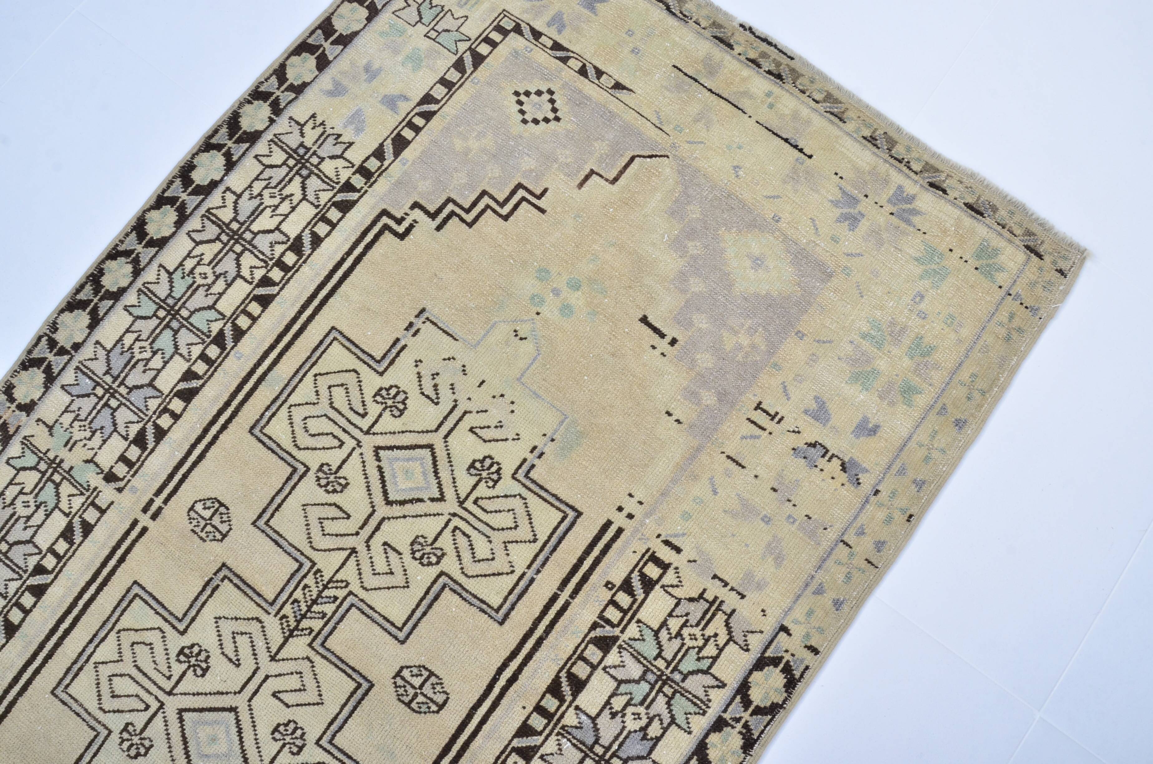 Farmhouse Vintage Wool Carpet sku 3299