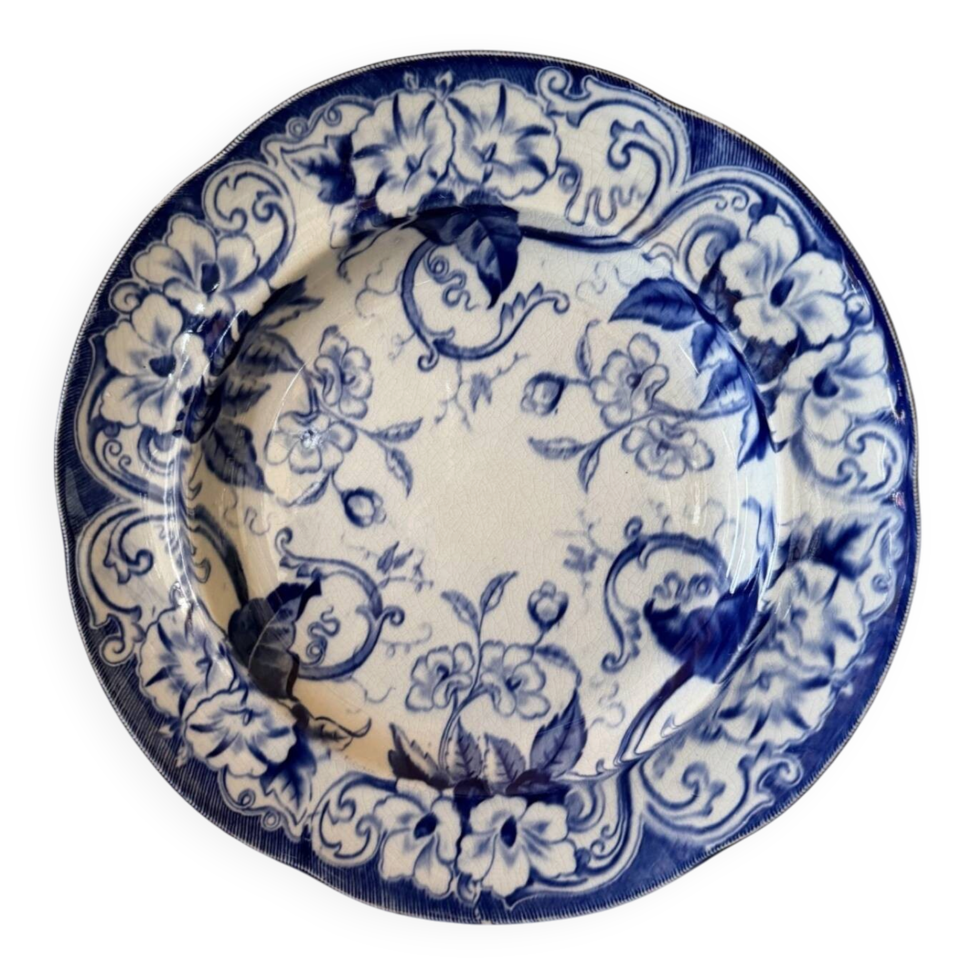 Plate Creil and Montereau in ironstone, Flora model.