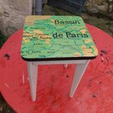 Tabouret en bois upcyclé "Paris"