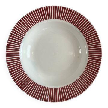 Shallow dish Digoin Sarreguemines - model 9592 red striped border