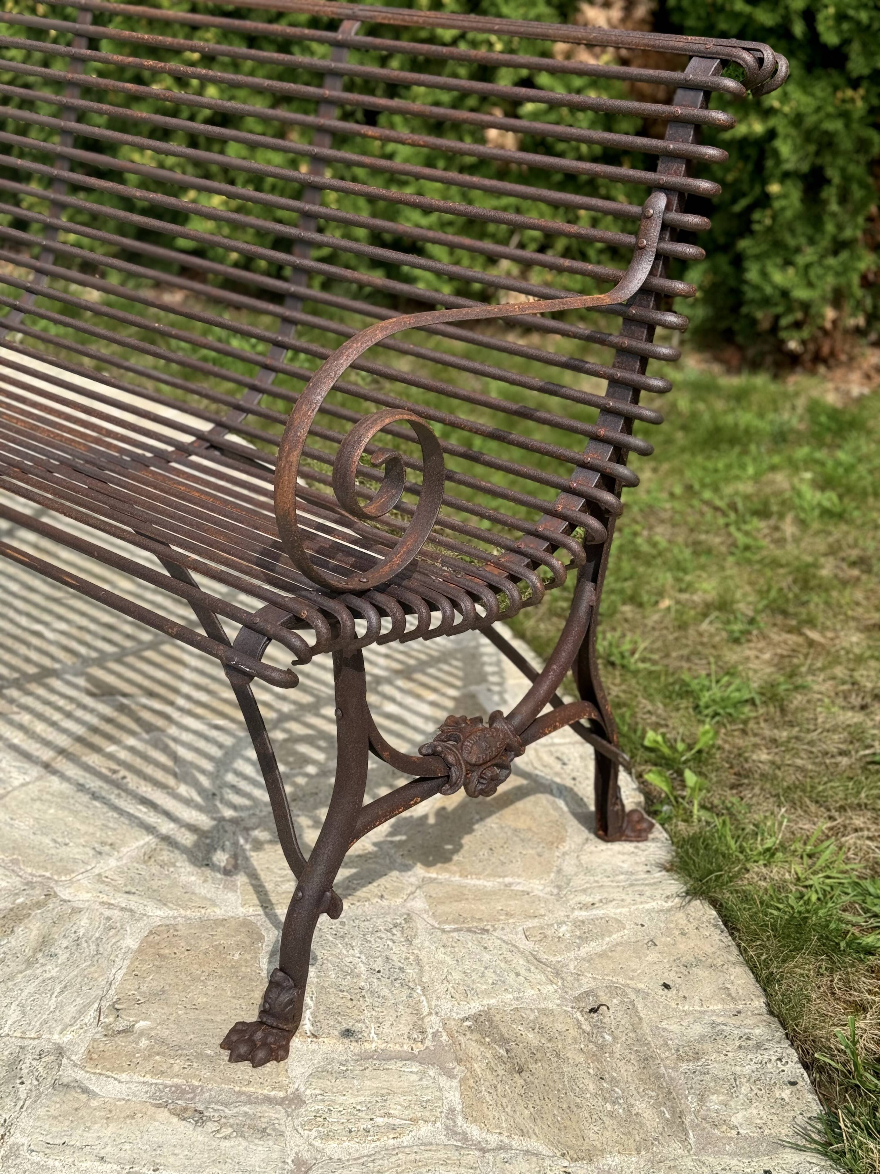 Banc Grassin à Arras - Rouillé - 3 Places