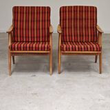 Pair of armchairs (TON) Thonet by Antonin Suman, orange pattern