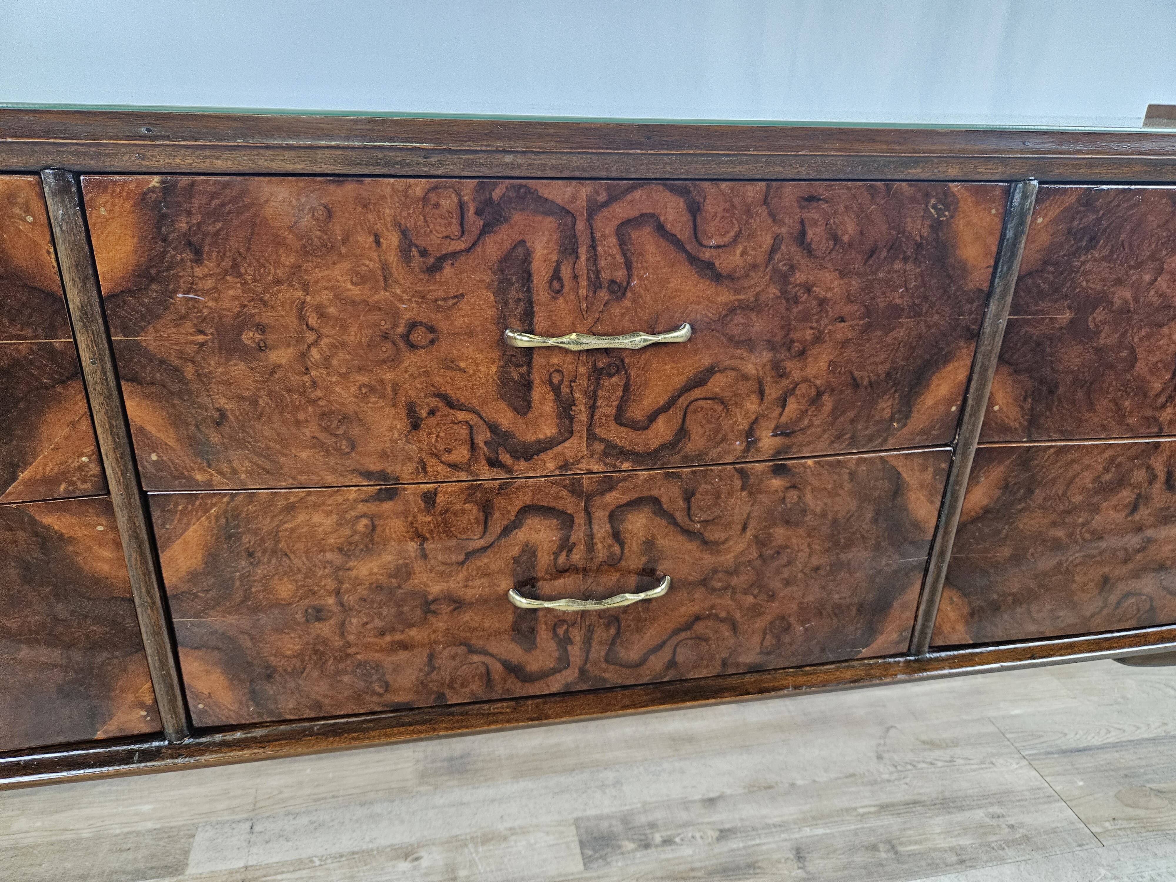 Commode des années 1960 avec verre et six tiroirs