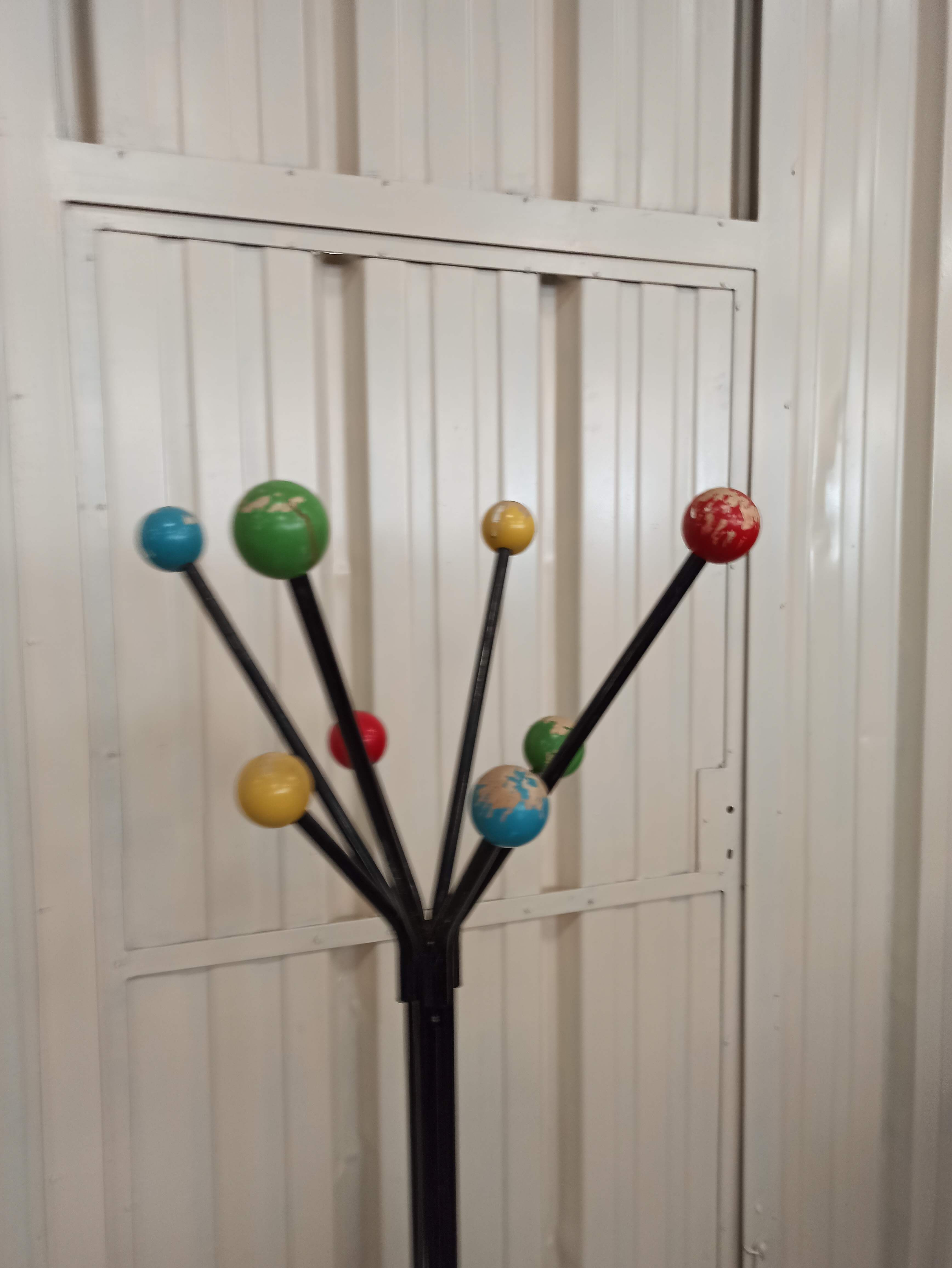 Coat rack parrot locker multicolored balls circa 50