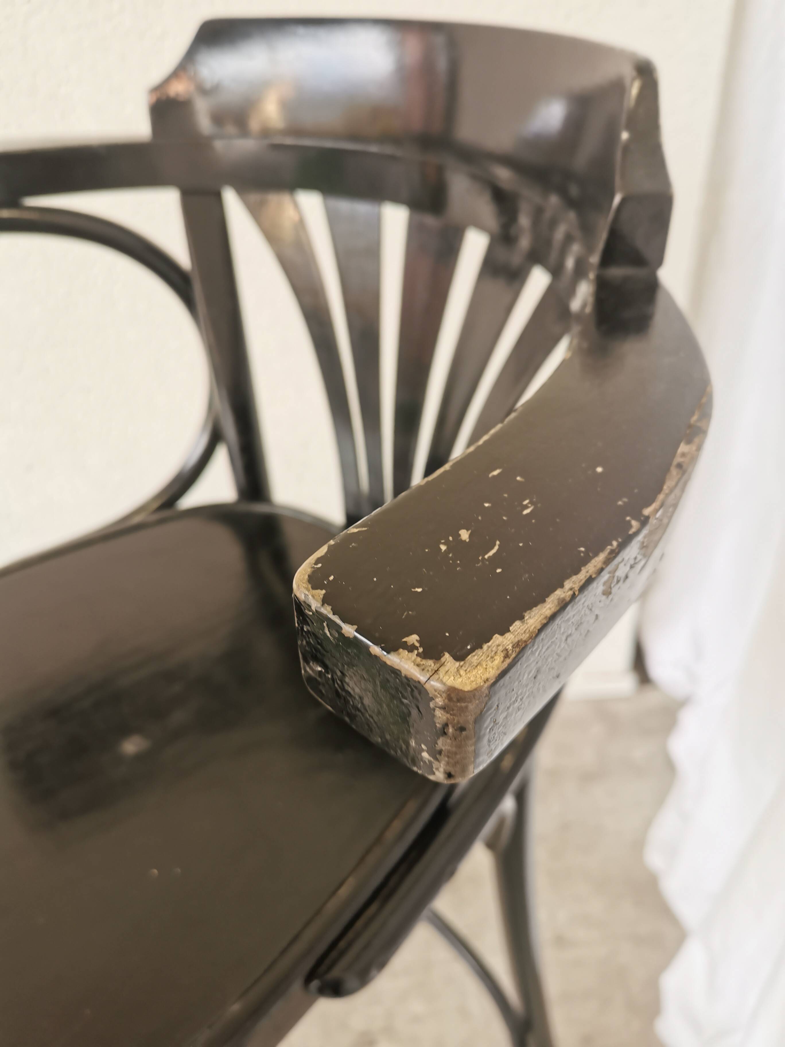 Chaise de bar vintage en bois courbé noir, style Thonet, milieu du XXe siècle (années 1970)