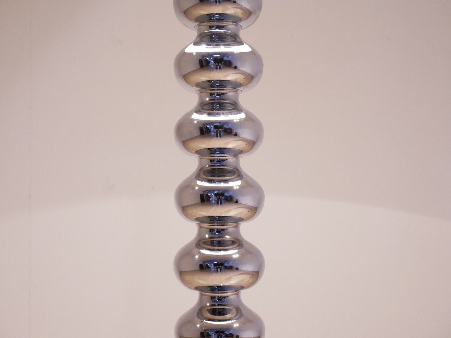 Floor lamp in metal & chromed glass balls 1970