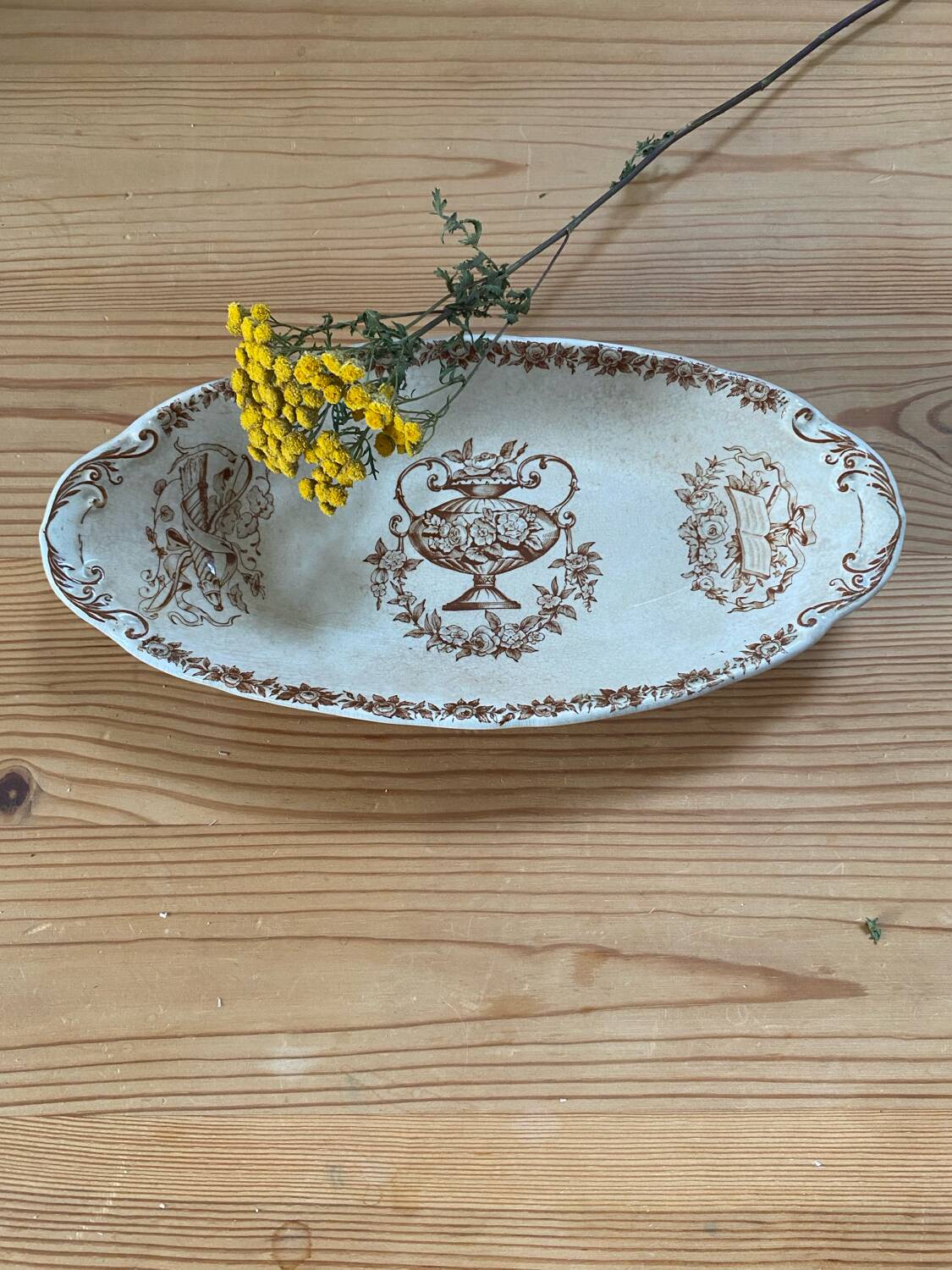 1 iron clay dish HB Choisy le Roi sepia color