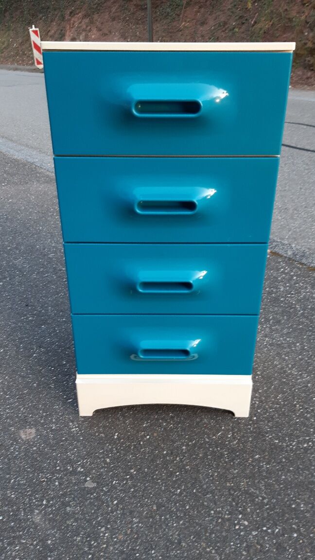 Chiffonnier distribué par Prisunic 1970