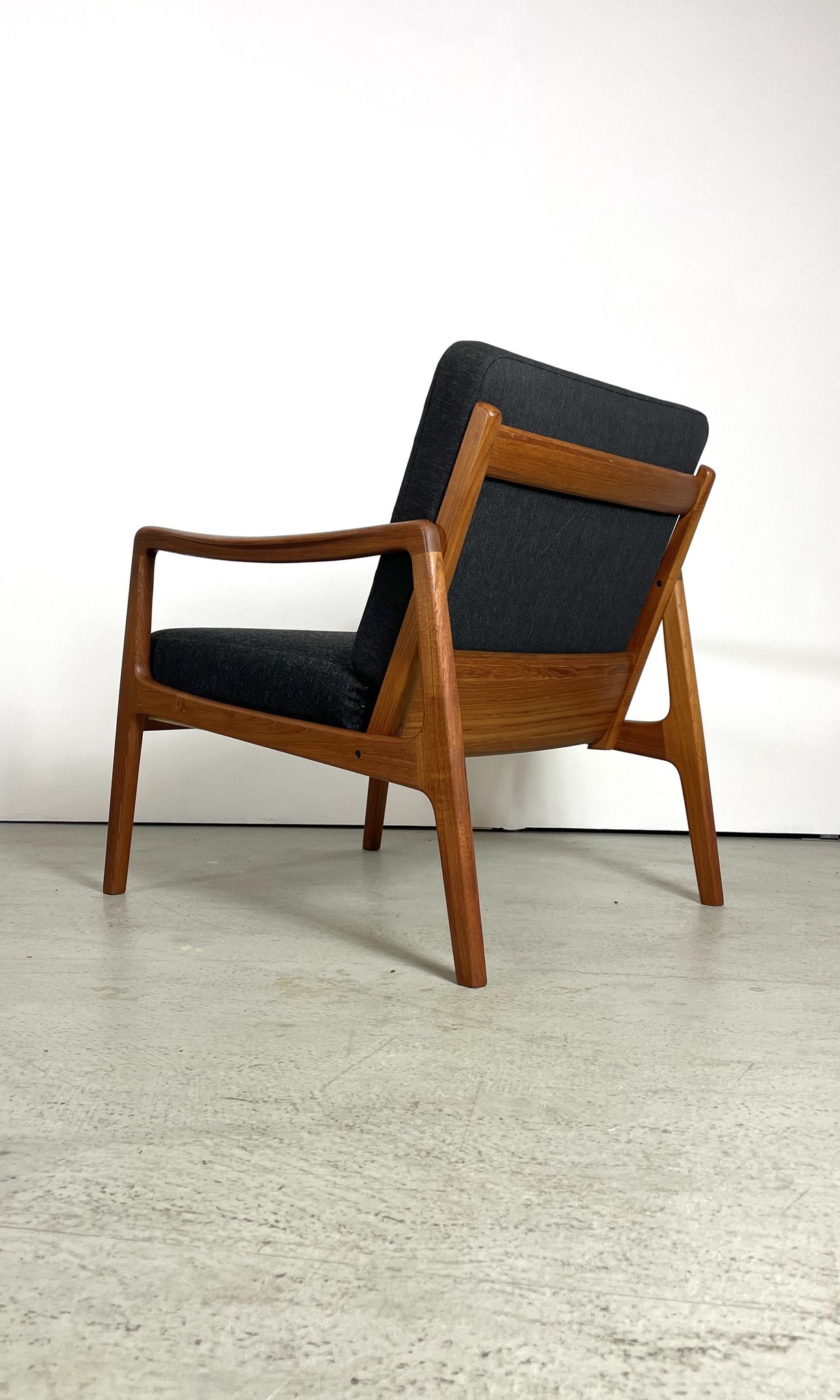 Fauteuil danois par Ole Wanscher années 1960