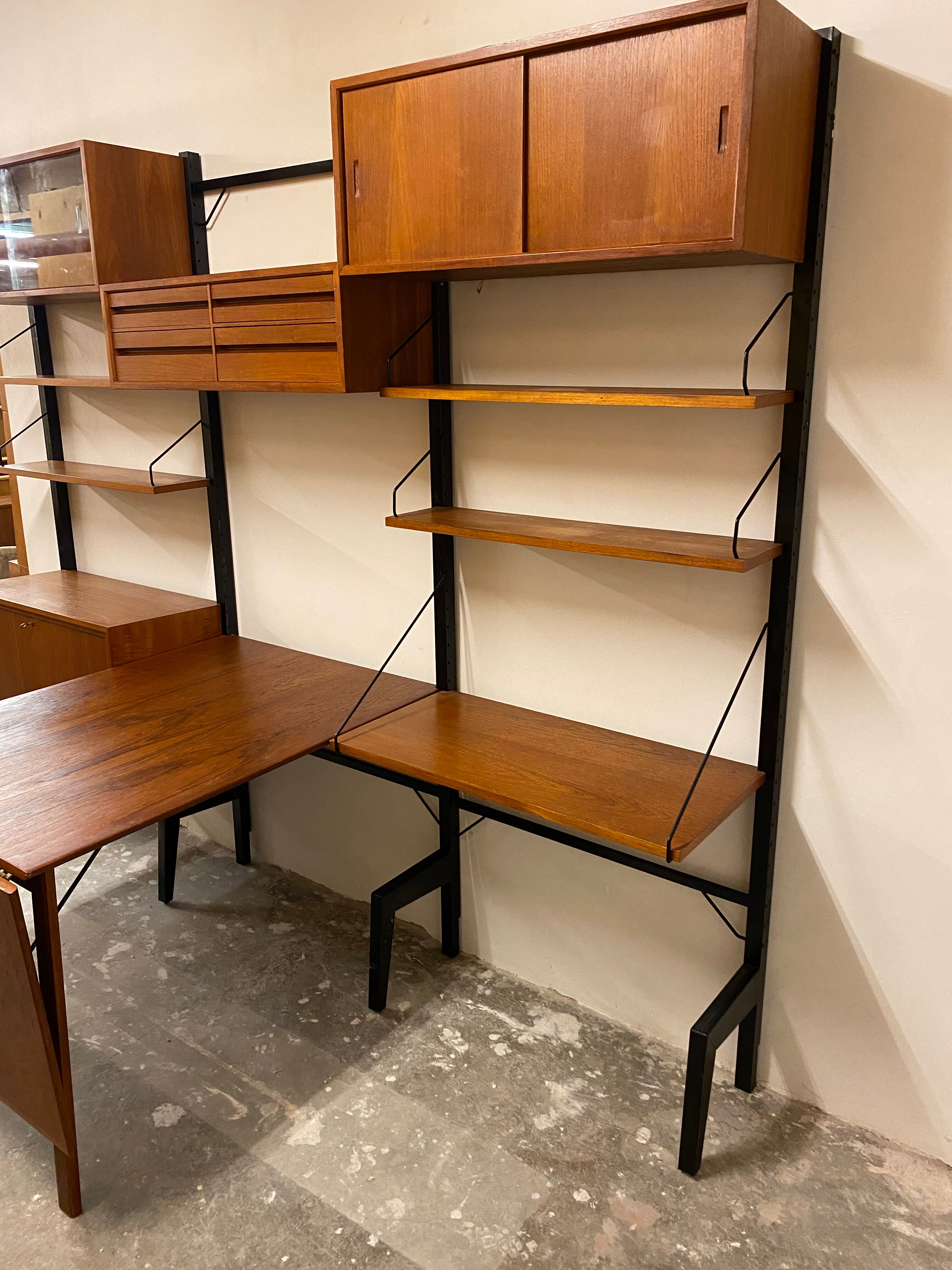 Vintage Scandinavian Teak wall unit by Poul Cadovius for royal system, 1950s