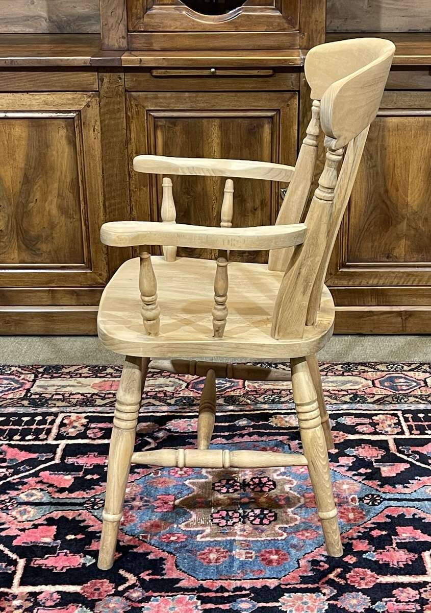 Fauteuil anglais en hêtre des années 1980