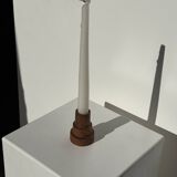 Pyramidal circular teak monoxyle candlestick H7 D5