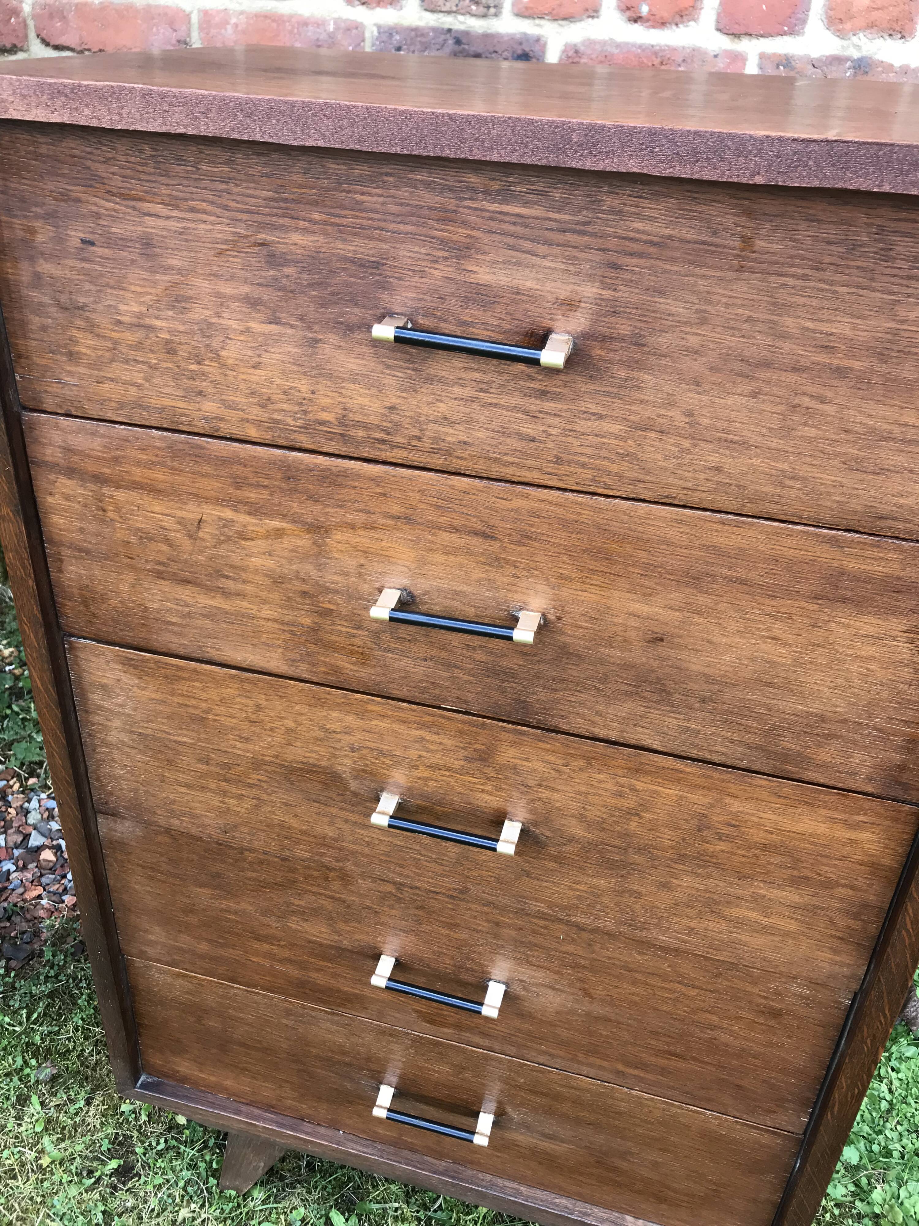 Commode vintage